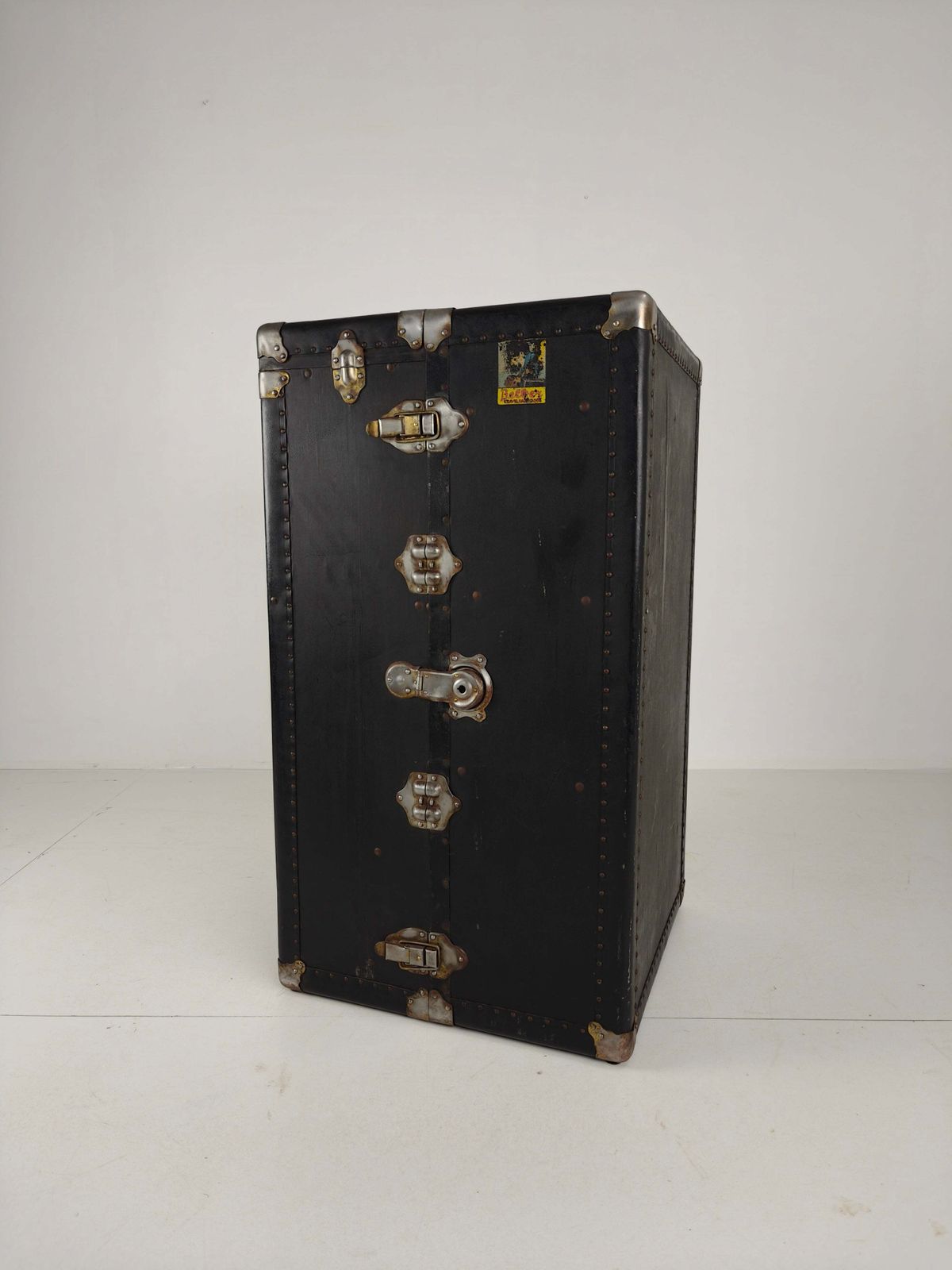 Antique 1924 Belber Black Leather Steamer Trunk   Large Travel Wardrobe