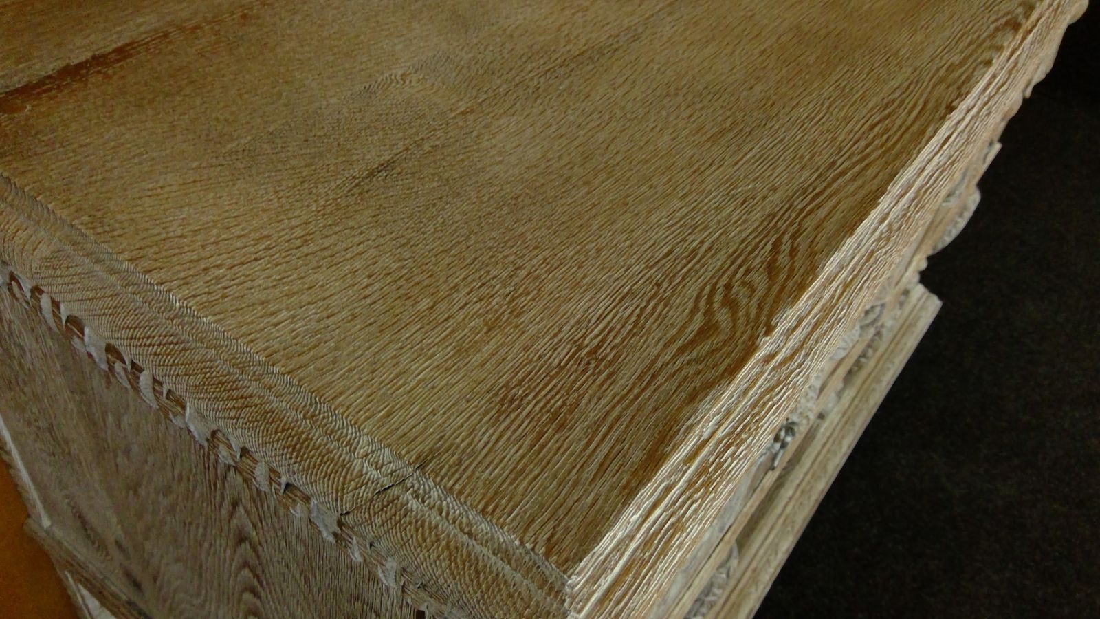 A Finely Carved Oak(cerused) Limed Dresser Base Sideboard photo vinterior