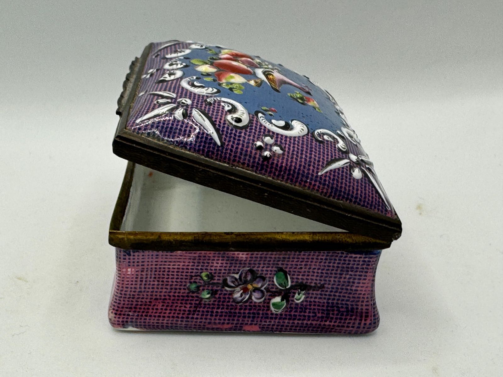 18th Century Bilston Enamel Rectangular Patch / Snuff Box Circa 1775 photo vinterior