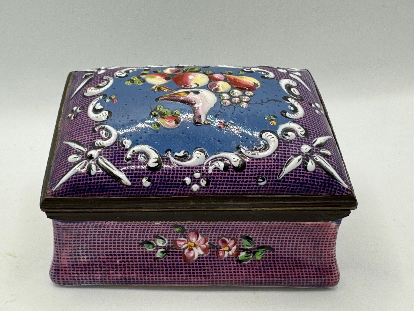 18th Century Bilston Enamel Rectangular Patch / Snuff Box Circa 1775 photo buy