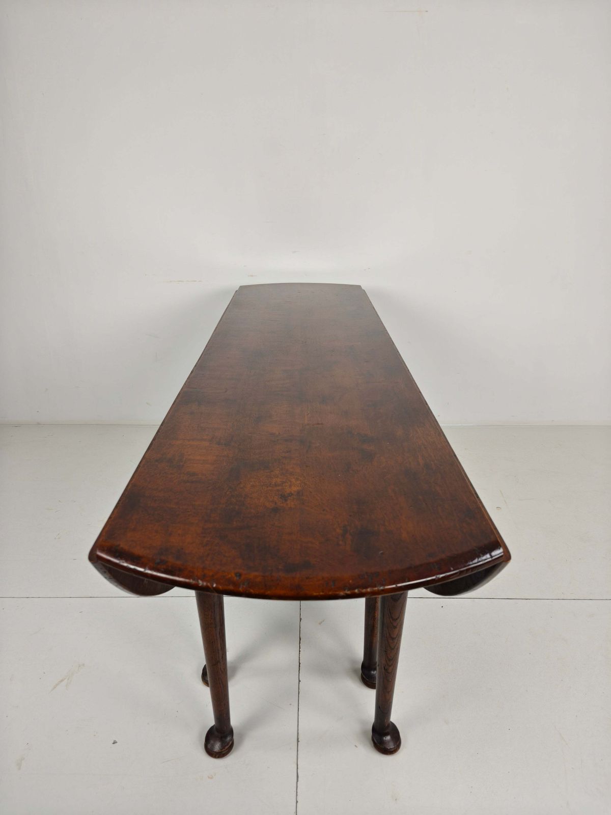 Antique English Drop Leaf Dining Table – Victorian – 8 Legs – Oval Shape – Seats 8 photo vintage