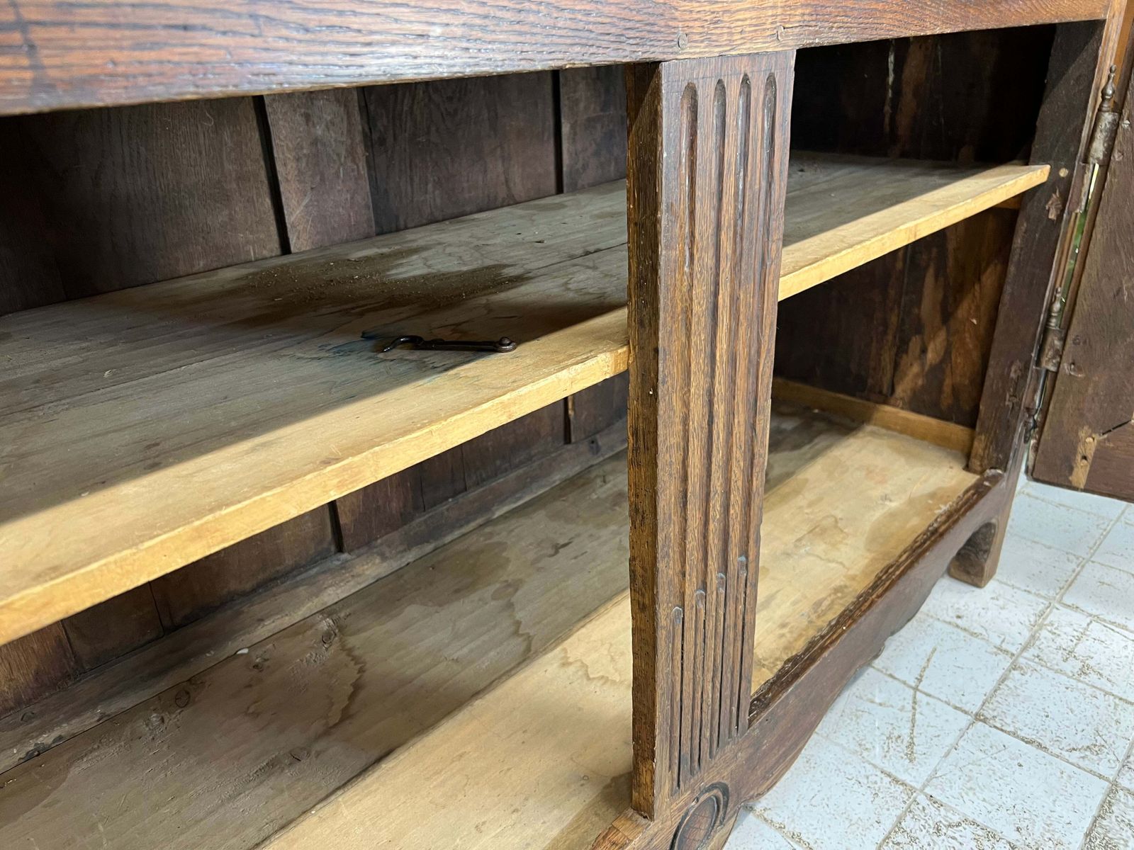 20th Century Oak Dresser Or Buffet Sideboard Cupboard photo vinterior