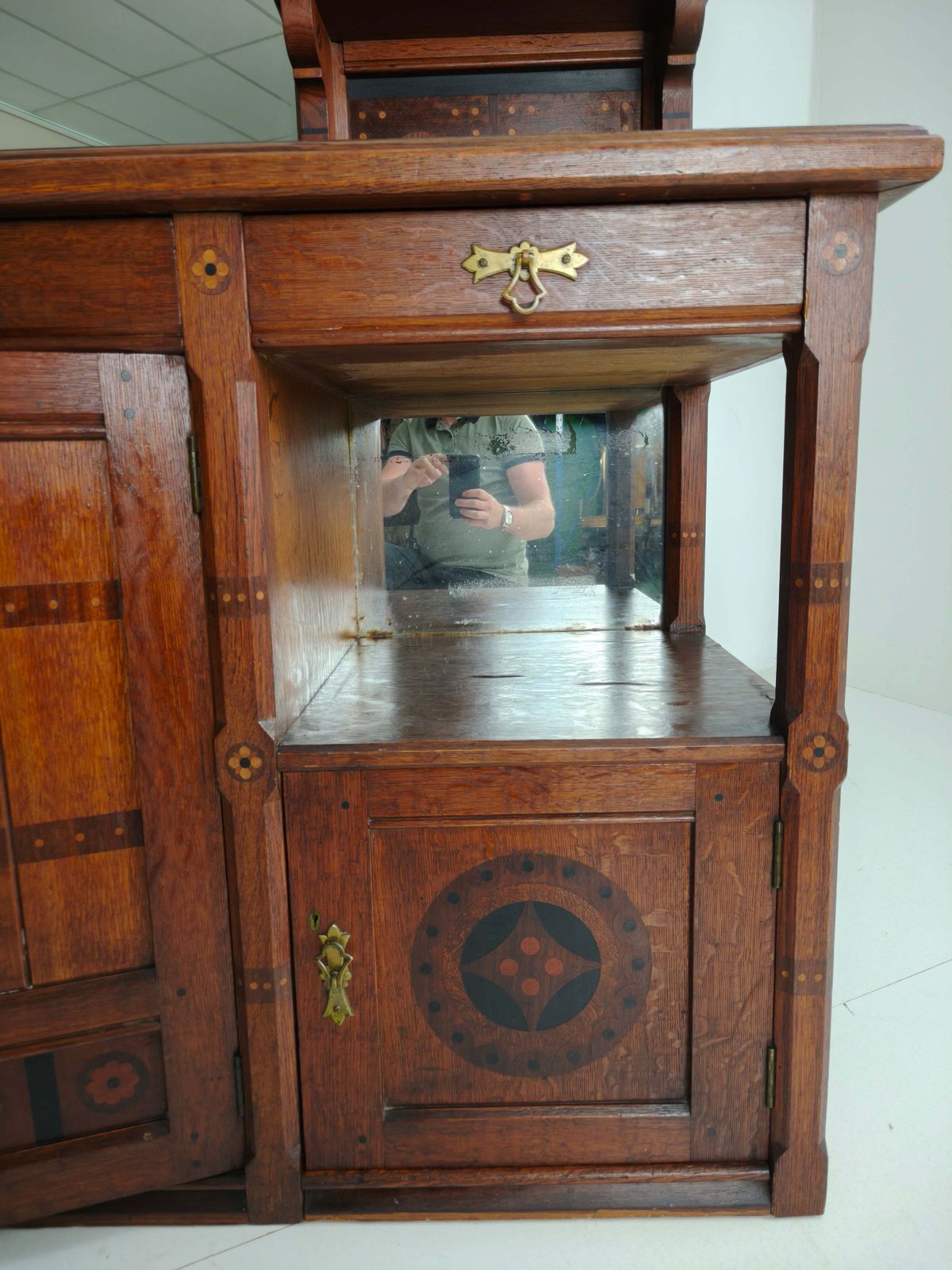 photo buy Rare 19th Century English Arts & Crafts Oak Sideboard By Pratt & Prince – Sunflower Motif Inlay