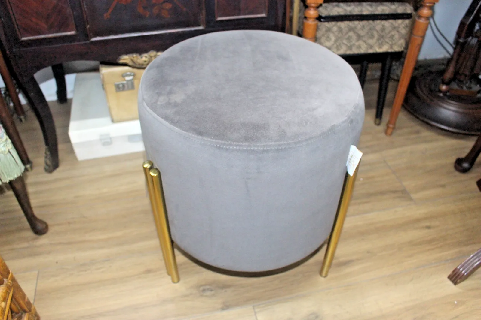 Houser Of Llb Foot Stool Velvet Round With Brass Legs 40x40x48 Cm