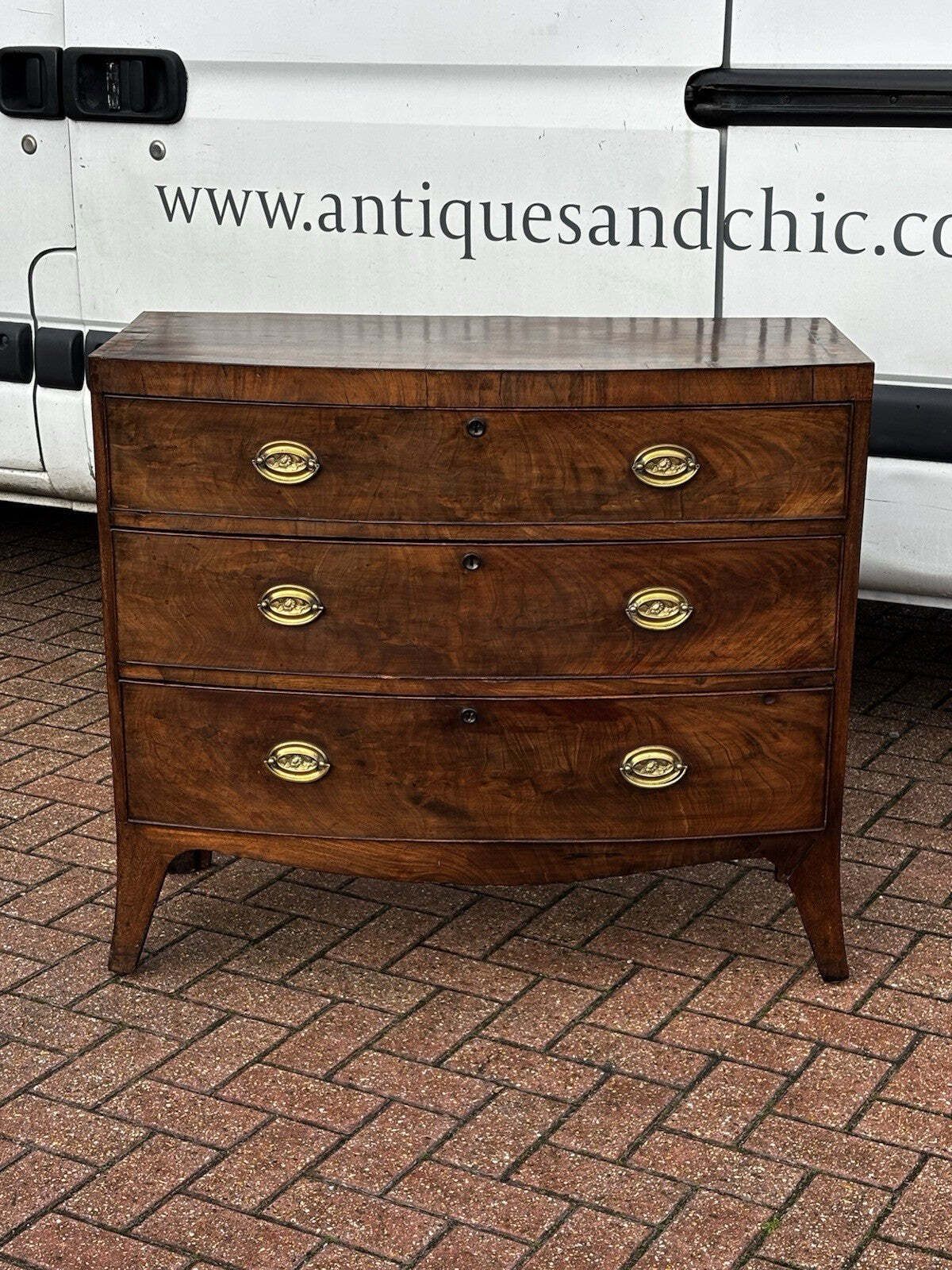 Georgian Mahogany Bow Front Chest Of Drawers. Nice Small Proportions photo for sale