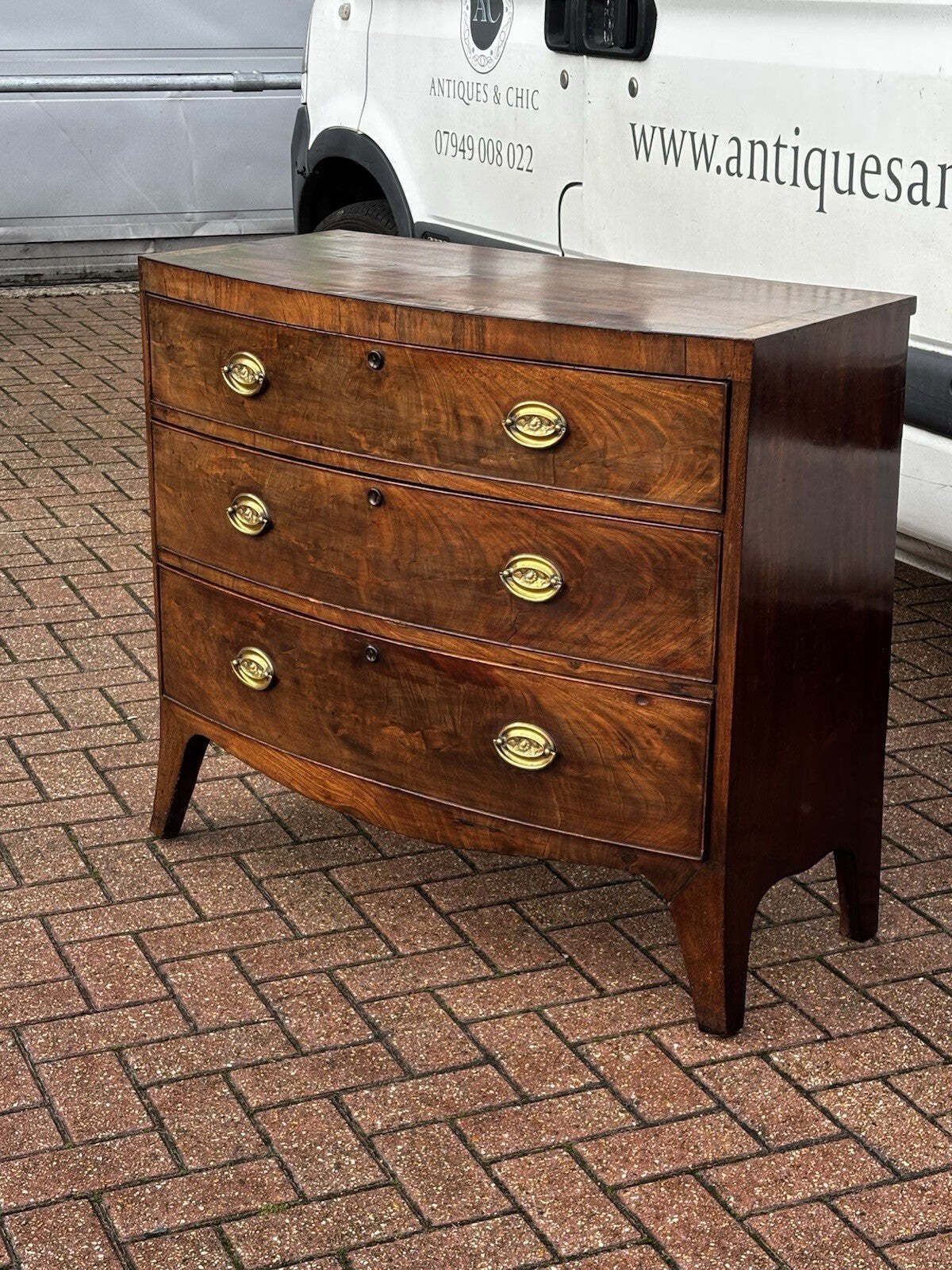 Georgian Mahogany Bow Front Chest Of Drawers. Nice Small Proportions photo Furniture