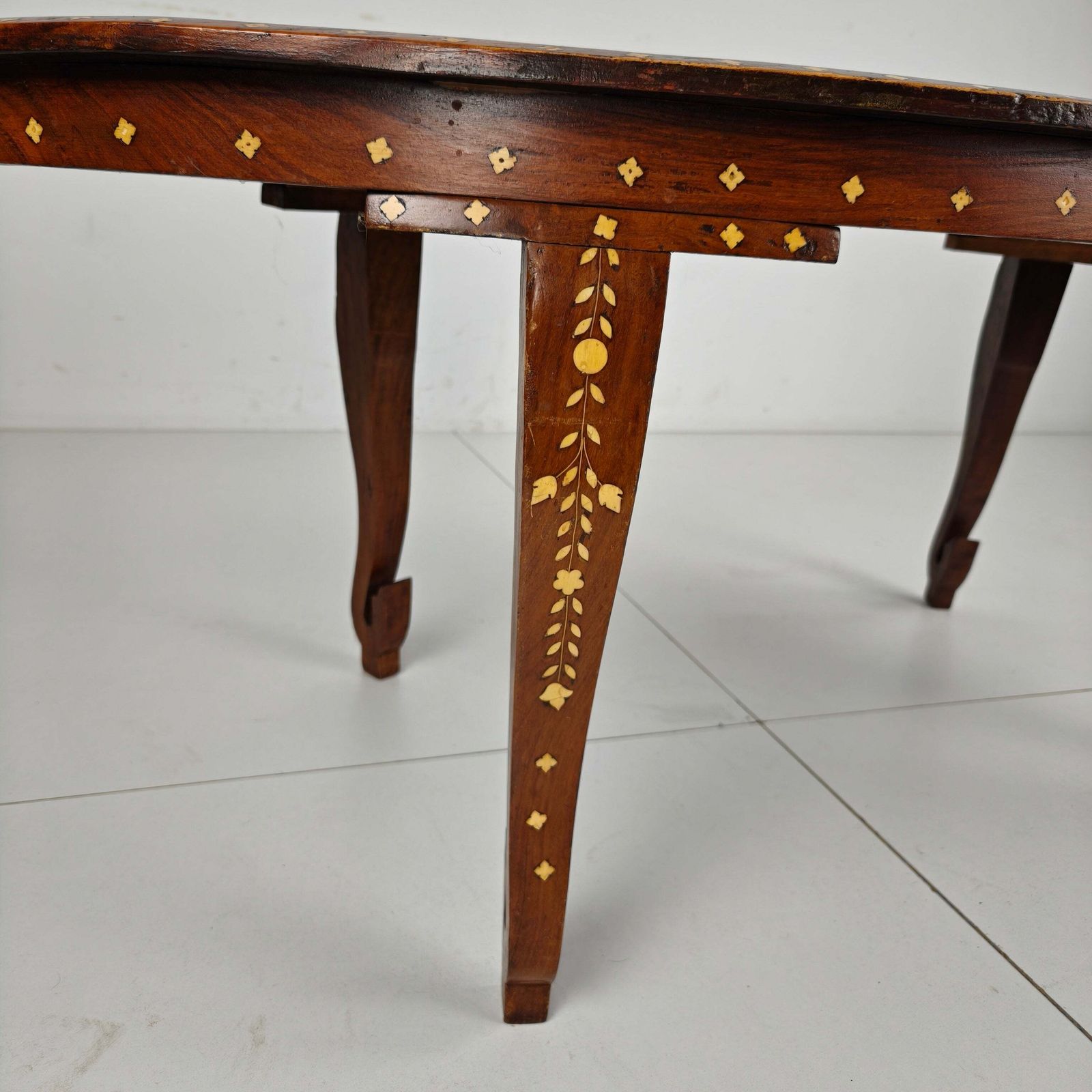 20th Century Anglo Indian Inlaid Bone Coffee Table photo vinterior