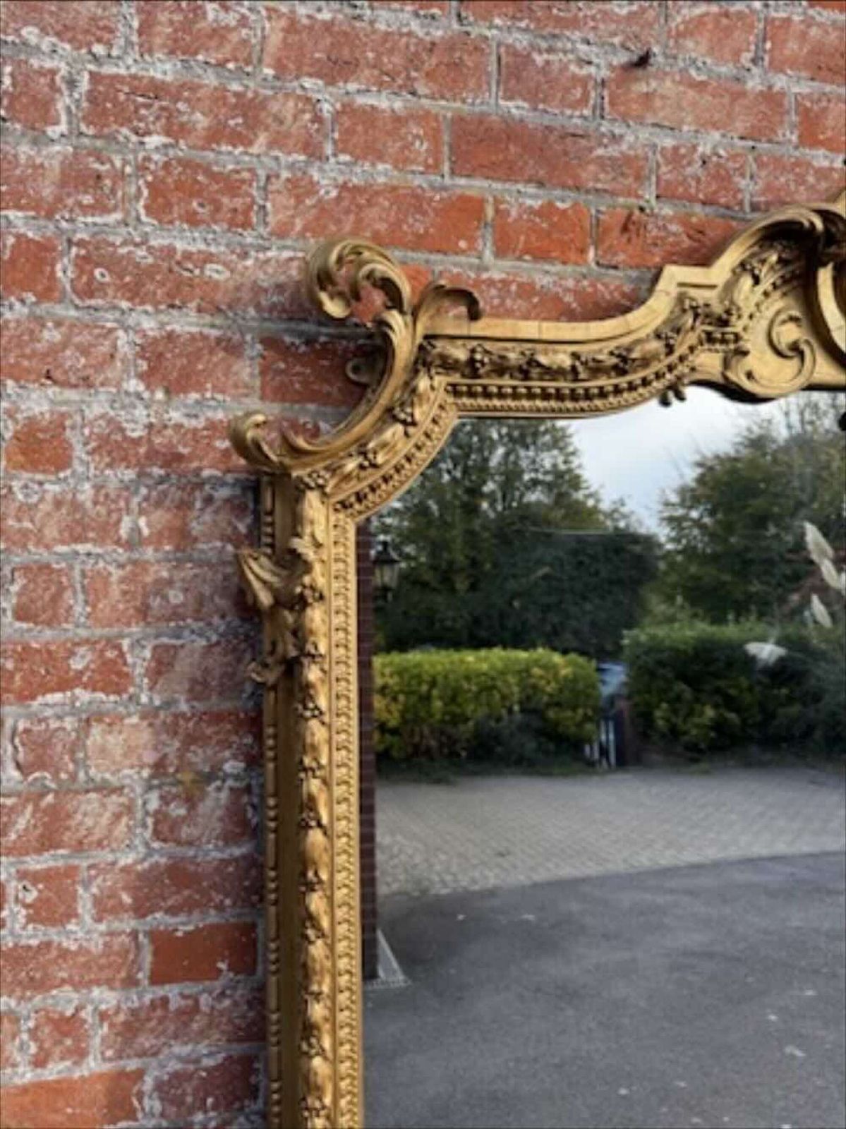 An Exceptional Large Antique English 19th C Gilt Ornate Shaped Top Mirror. photo vinterior