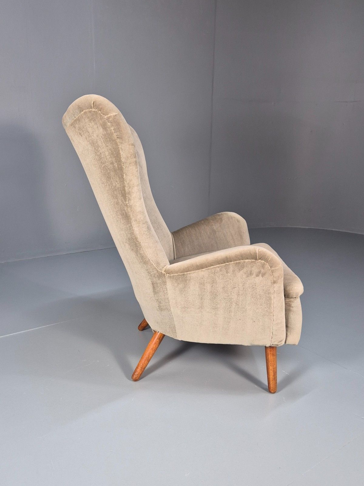Vintage Earnest Race Da1 Wingback Armchair Green Velour Upholstery  Eb10288 Mnor photo vinterior