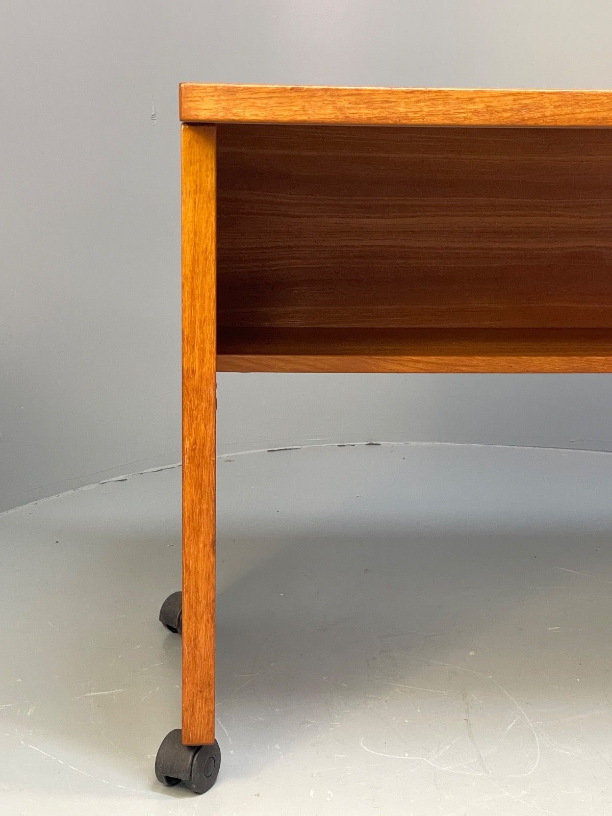 photo vintage Vintage Teak Compact Desk Retro 1980s Shelving Eb10355 Mwoo