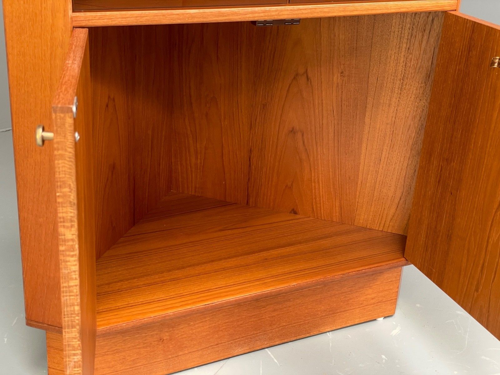 photo for sale Vintage Teak Corner Cabinet Smoked Glass 1970s Turnidge Of London  Eb10017 Mwoo