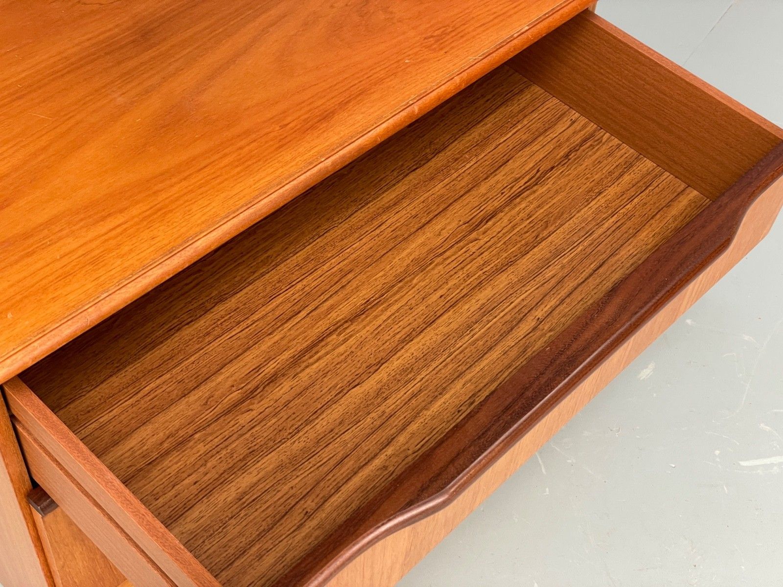 photo vintage Vintage Teak Media Unit 1970s Retro Drawer Eb10010 Mwoo