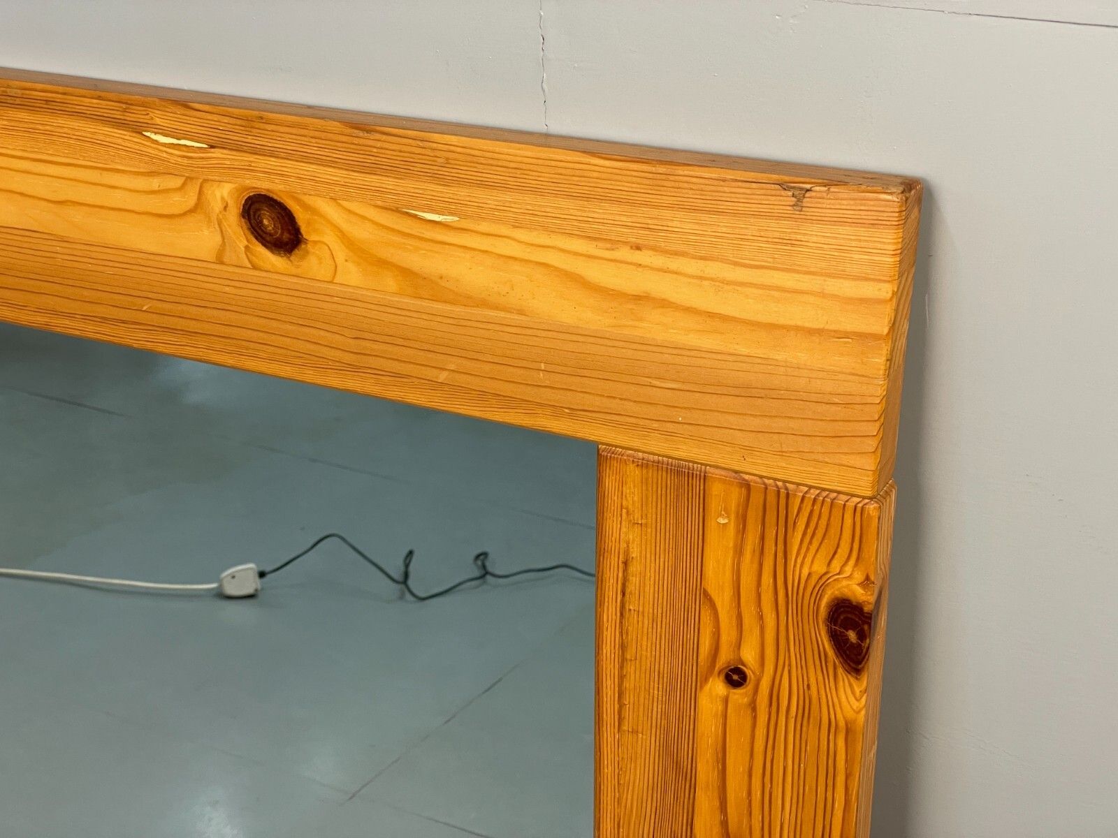 photo furniture Large Solid Pine Mirror Chunky 1980s Style Vintage Danish Design Eb8411 Mwoo