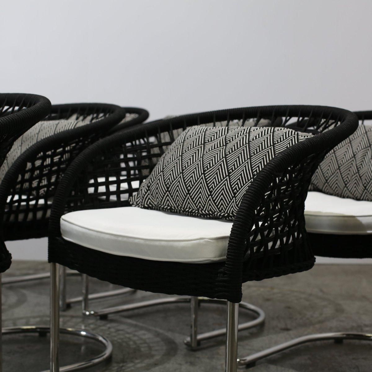photo vinterior Indian Ocean Marina Outdoor Dining Set