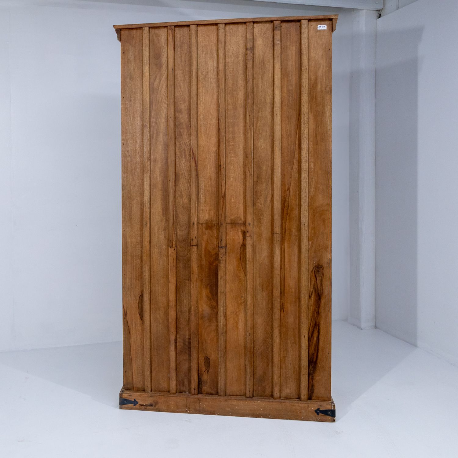 870.0 Wooden Indian Almirah With Iron Bar Doors Ra 29 photo