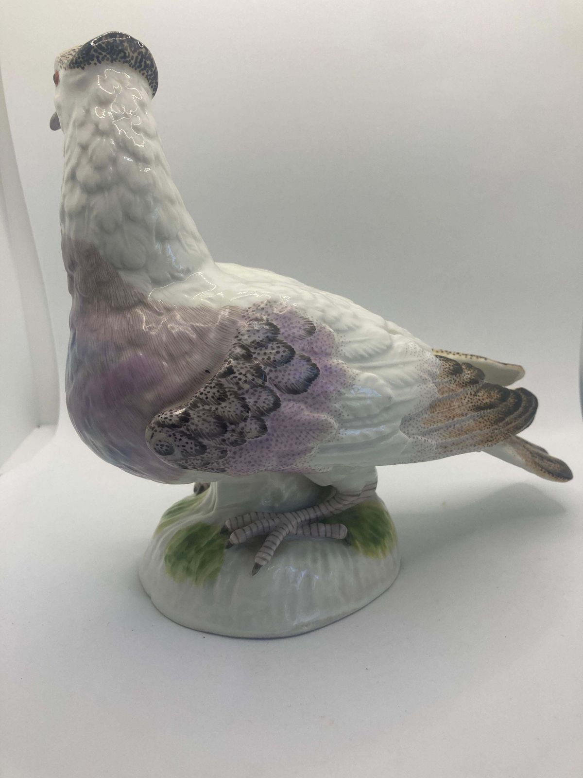 20th Century Porcelain Figure Of A Dove photo 500.0