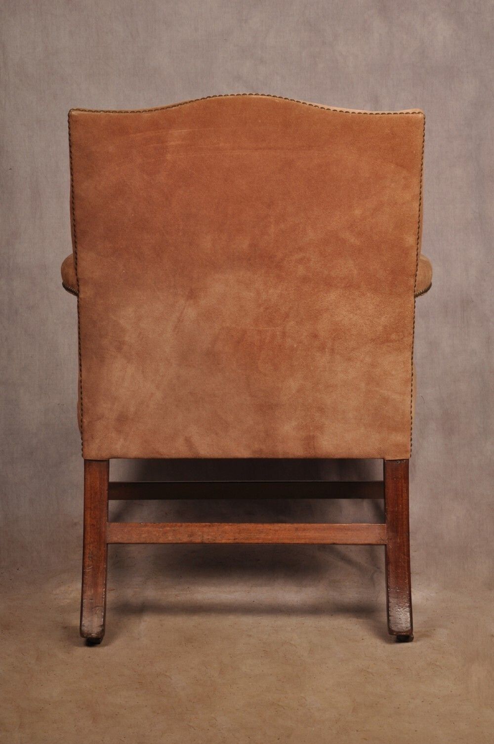 2800.0 Fine 18th Century Mahogany Gainsborough Library Armchair photo