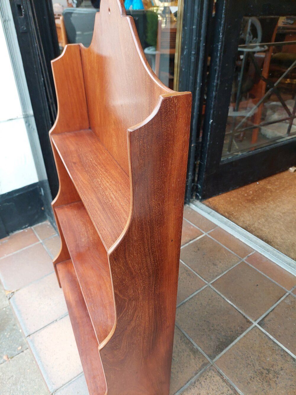 Edwardian Mahogany Wall Hanging Book Shelves photo 480.0