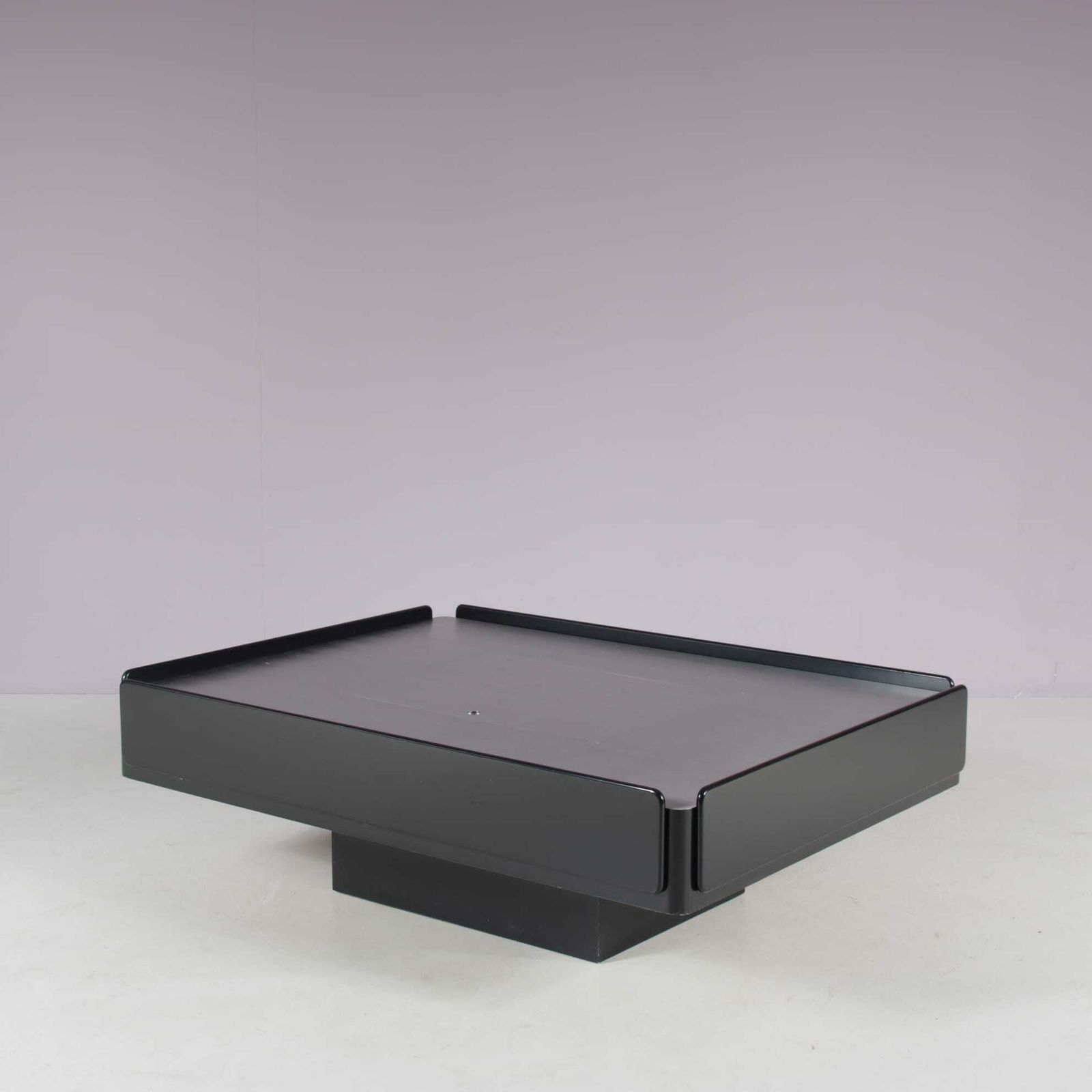 “Caori” Coffee Table By Vico Magistretti For Gavina, Italy 1960