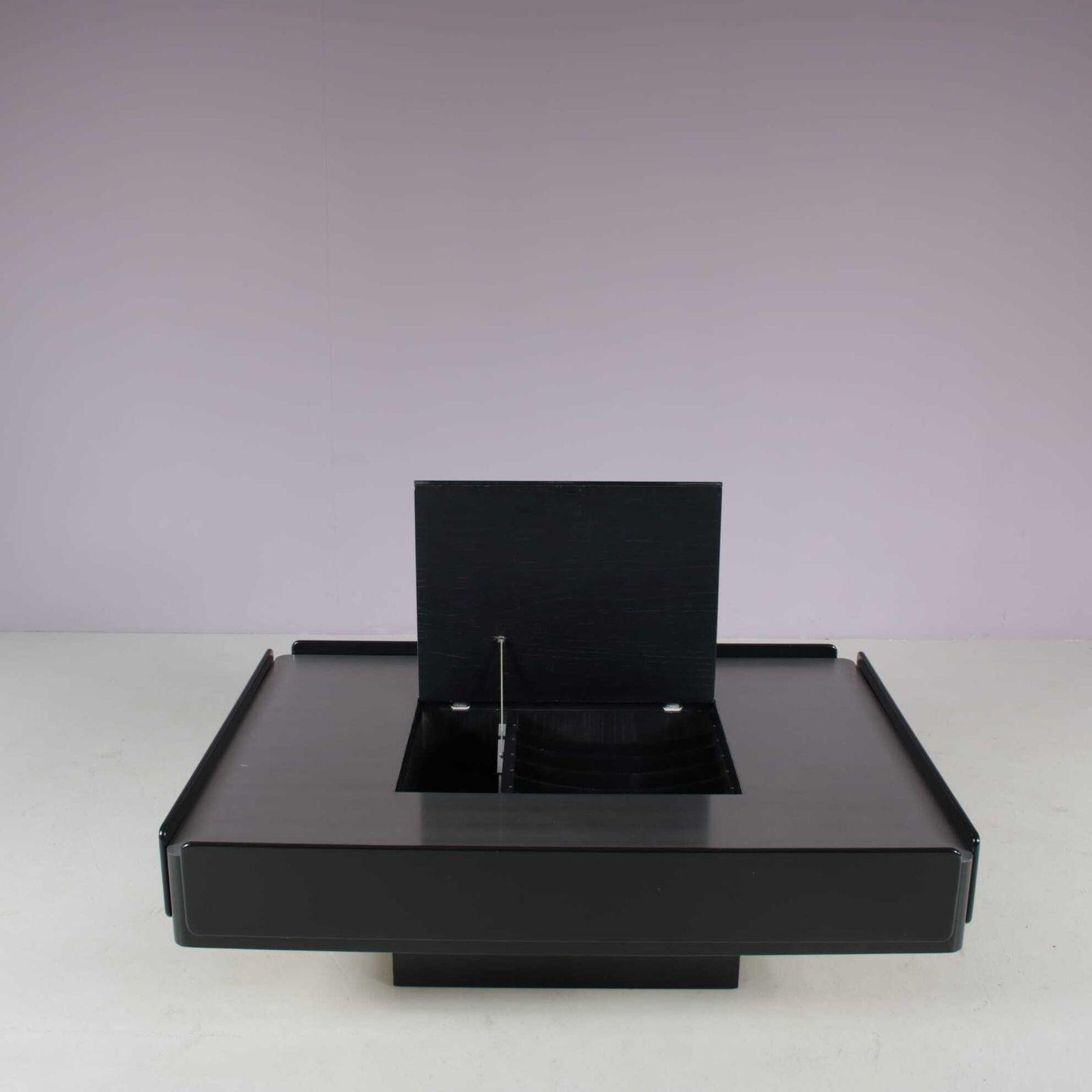 “Caori” Coffee Table By Vico Magistretti For Gavina, Italy 1960 photo Furniture