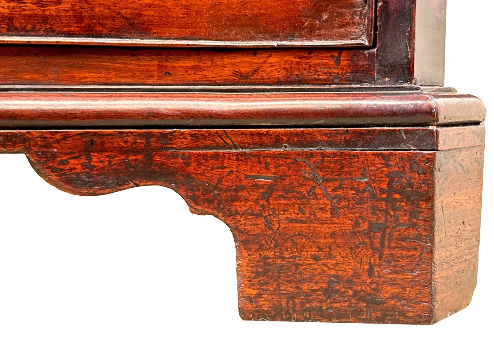 Fine 18th Century Mahogany Serpentine Commode Chest (England, Circa 1760) photo 13000.0