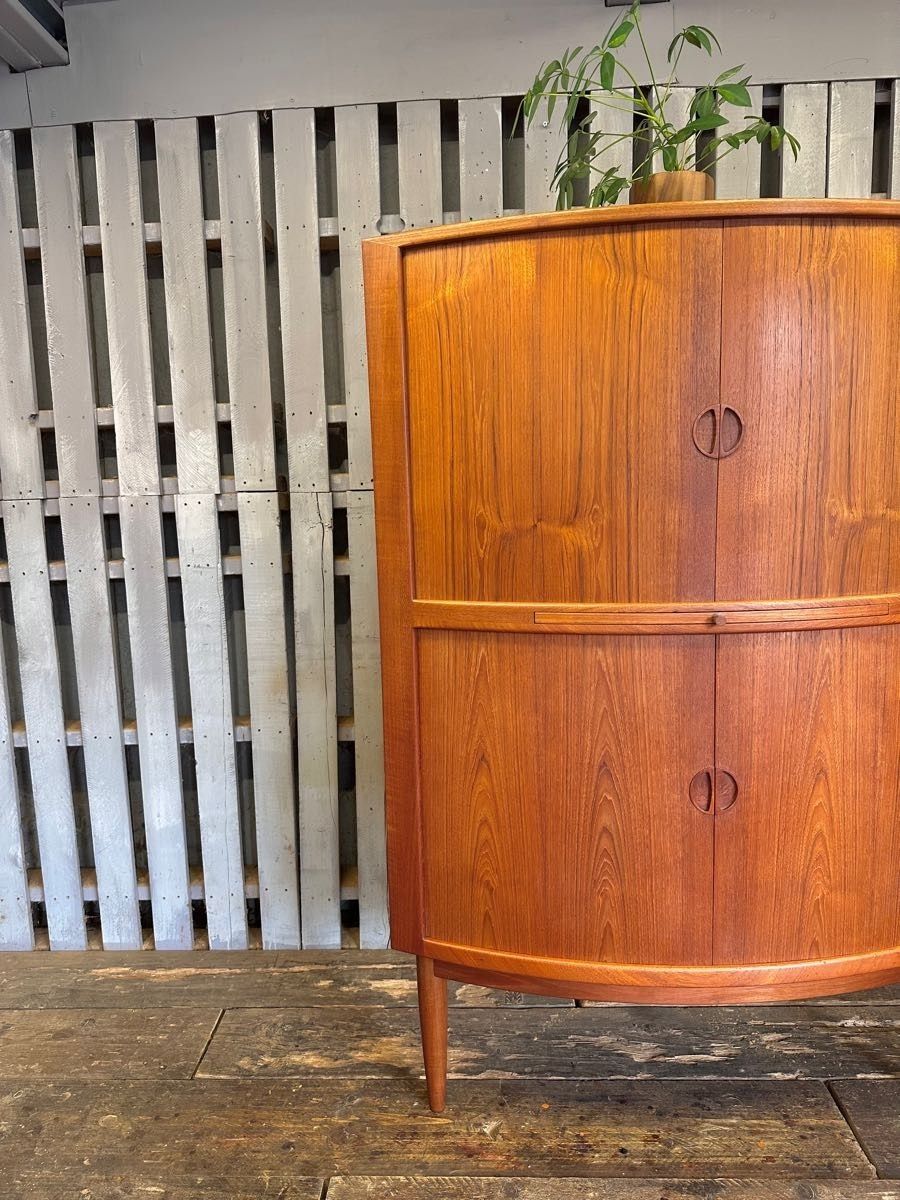 Johannes Anderson Large Danish Teak Corner Drinks / Cocktail Cabinet photo furniture