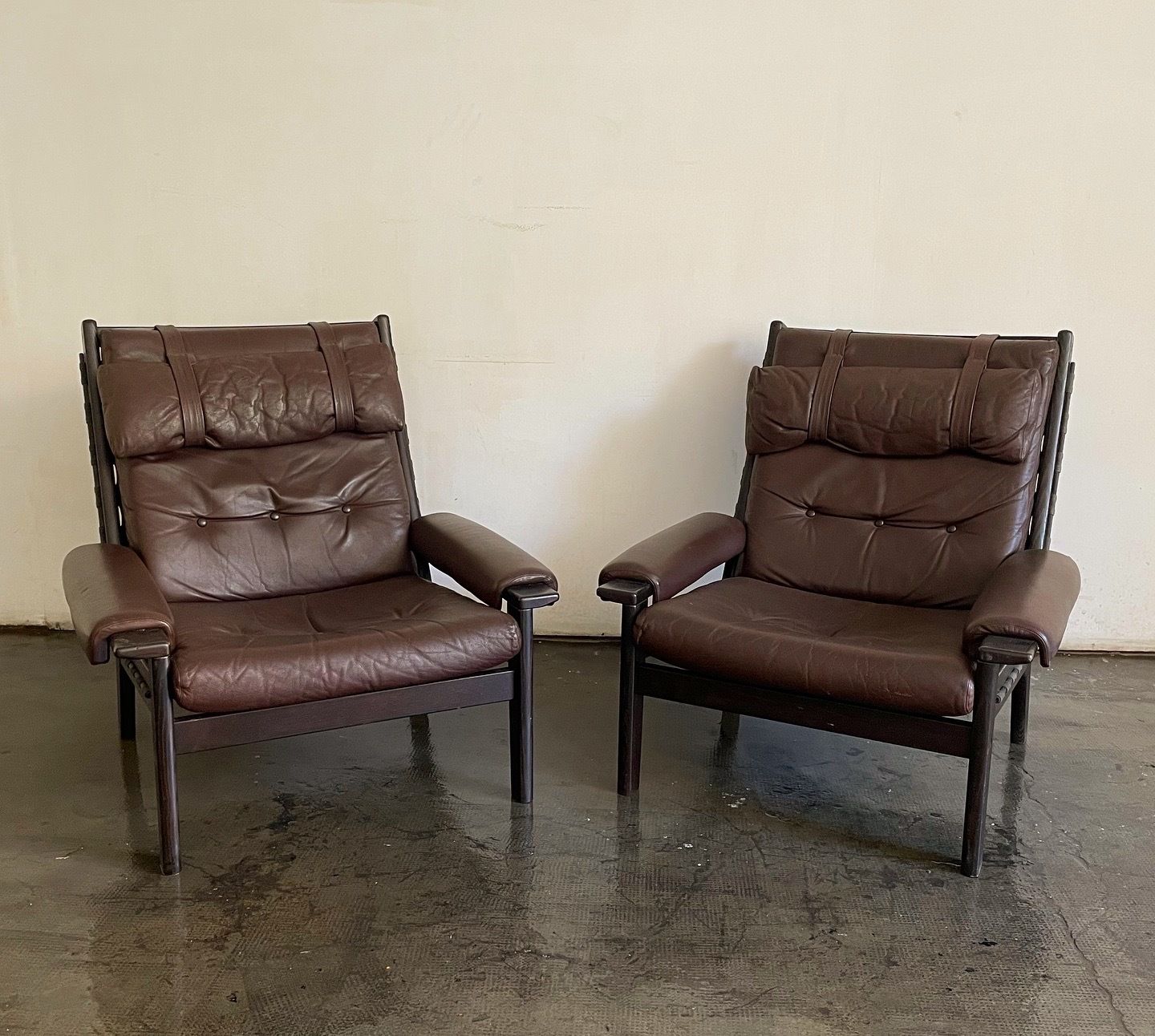 One Huge Ekornes Model «Amigo» Sweden photo furniture