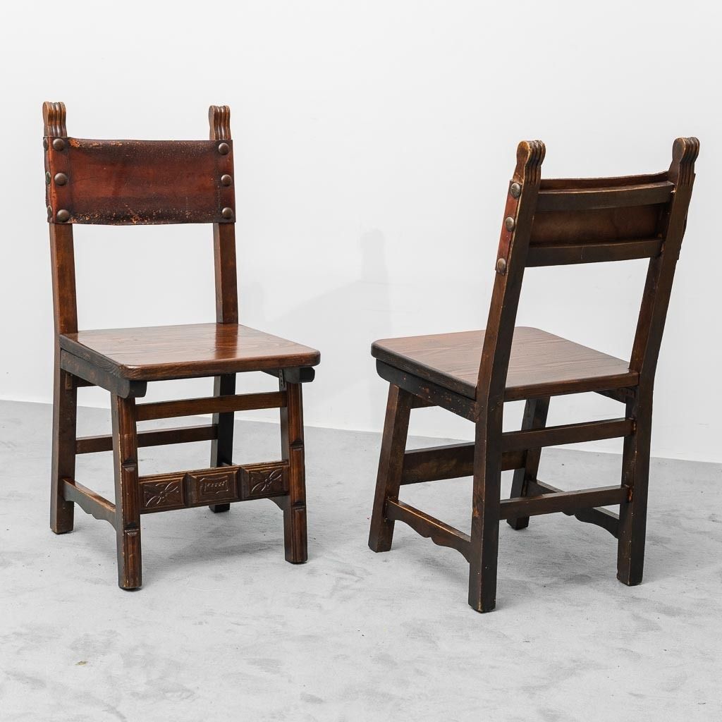 photo furniture Set Of 6 Brown Wood And Leather Dining Chairs Late 19th Century