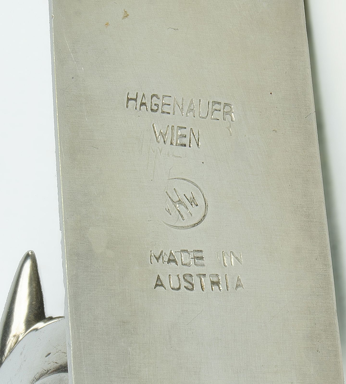 1920s Art Déco Nickel Brass Small Kangaroo Sculpture By Karl Hagenauer (Werkstätte Hagenauer Wien), Austria photo furniture