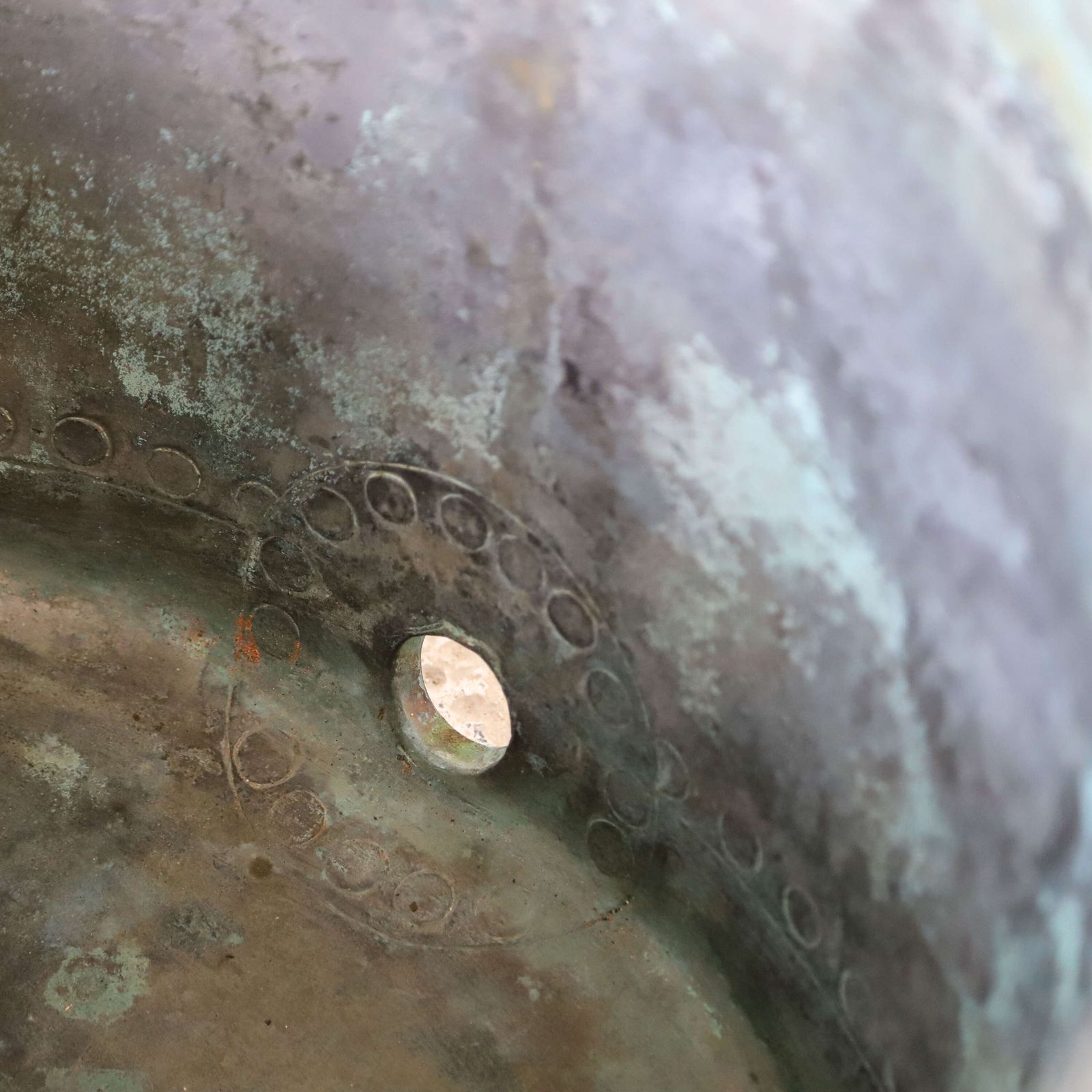 Extra Large 19th Century English Copper Planter   Hand Riveted With Rich Natural Patina photo vinterior