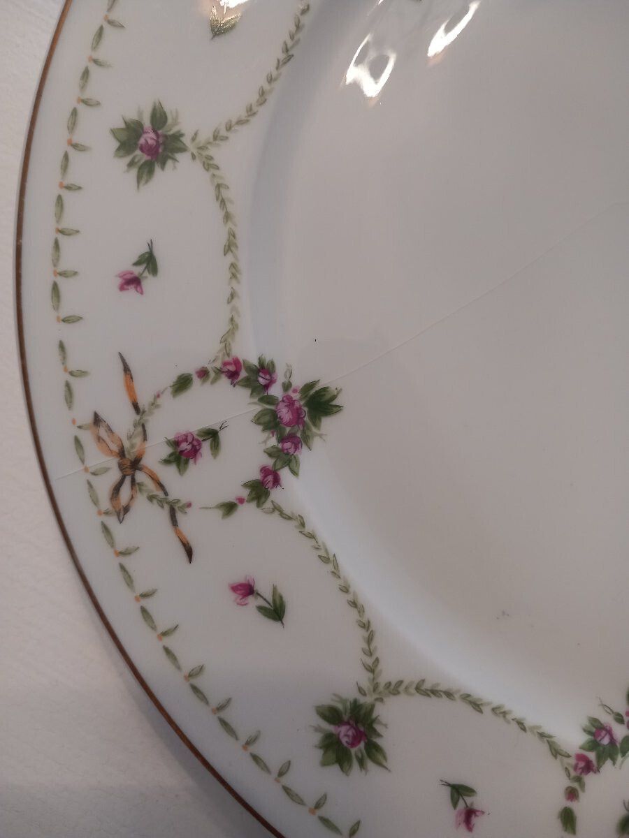 Four Limoges Haviland Porcelain Plates With Garlands Of Flowers And Ribbons photo furniture