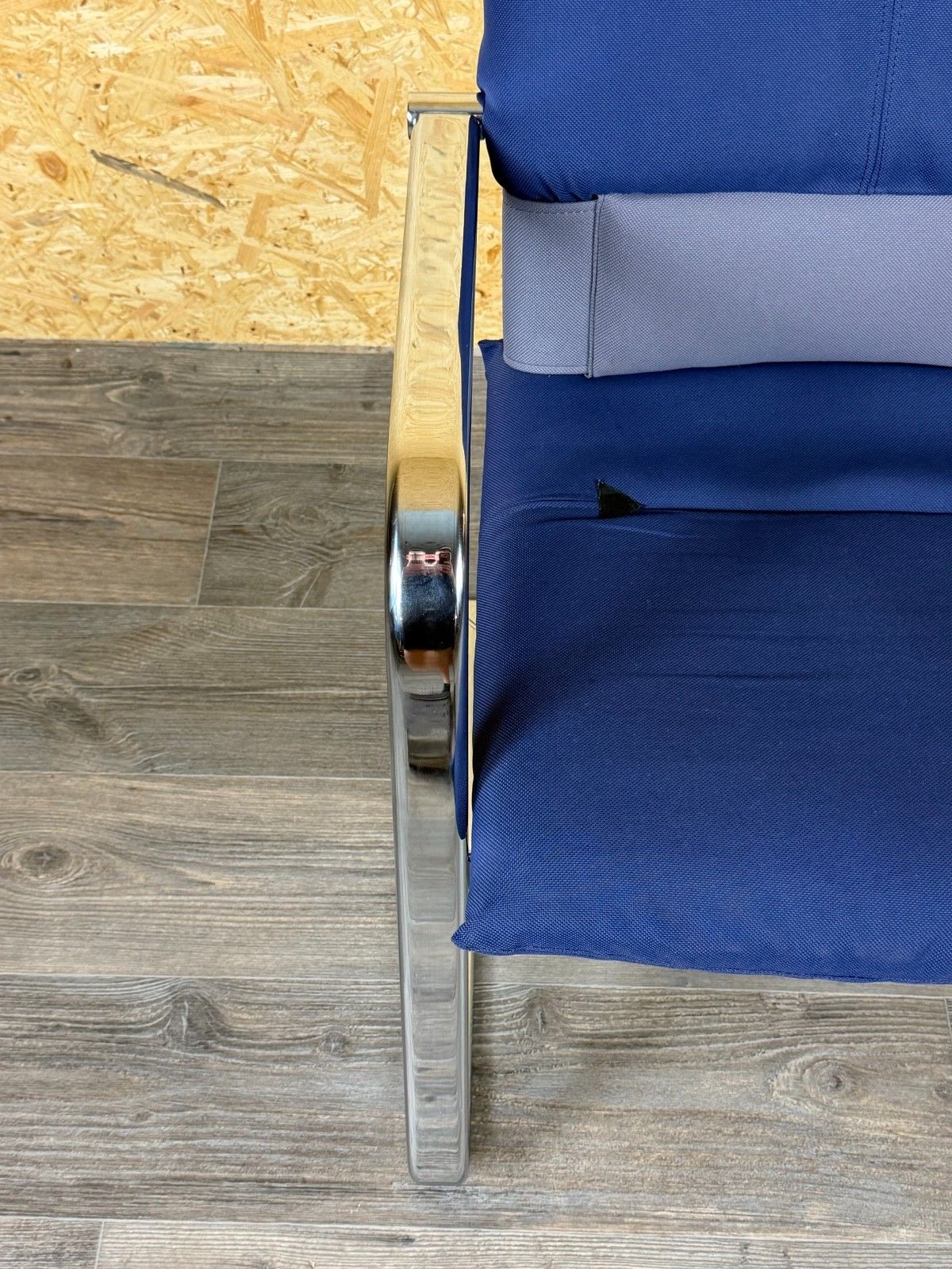 1990s Vitra Figura Cantilever Chair Design Mario Bellini Object X Metal & Fabric photo vinterior