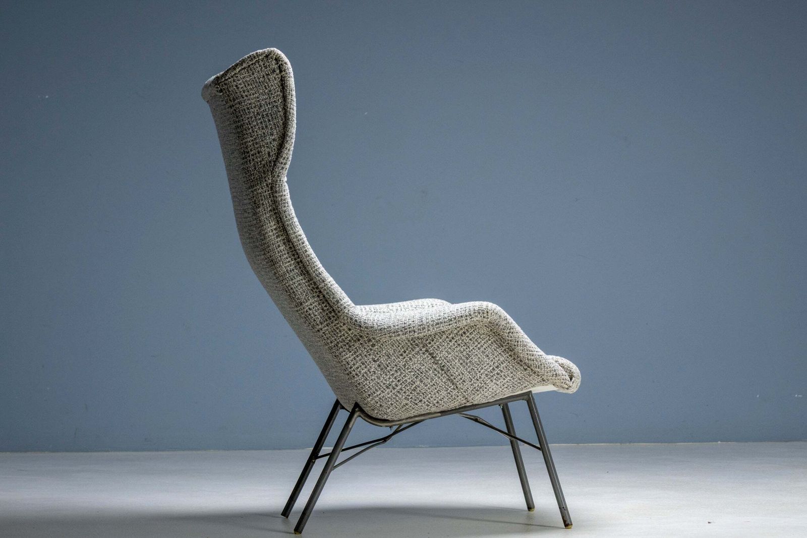 Armchair, Miroslav Navrátil, 1960s, Czechoslovakia photo for sale