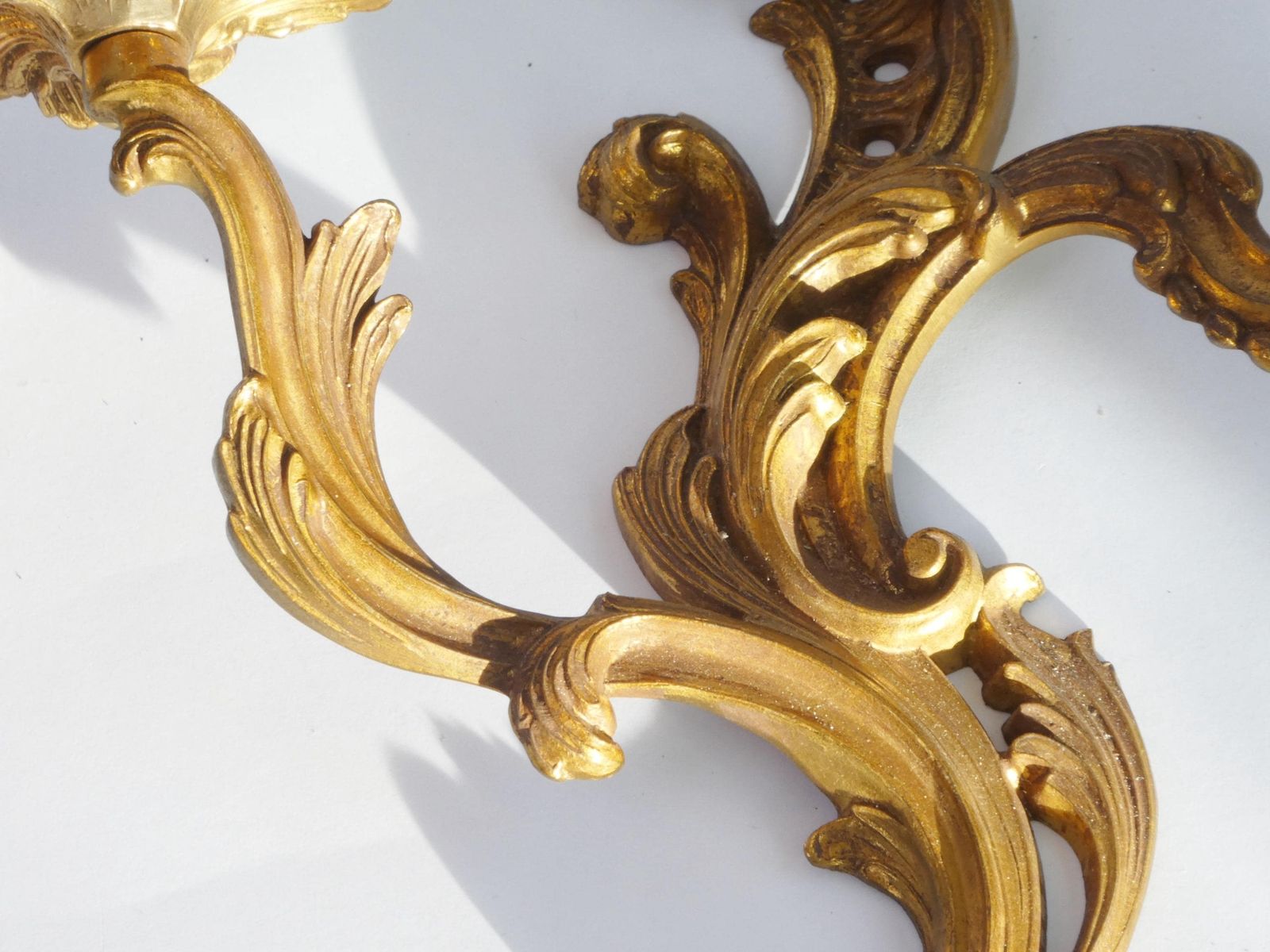 Antique French Pair Of Wall Lamps, Large Rococo Brass Wall Sconces, Pair Of Golden Appliqués photo vintage