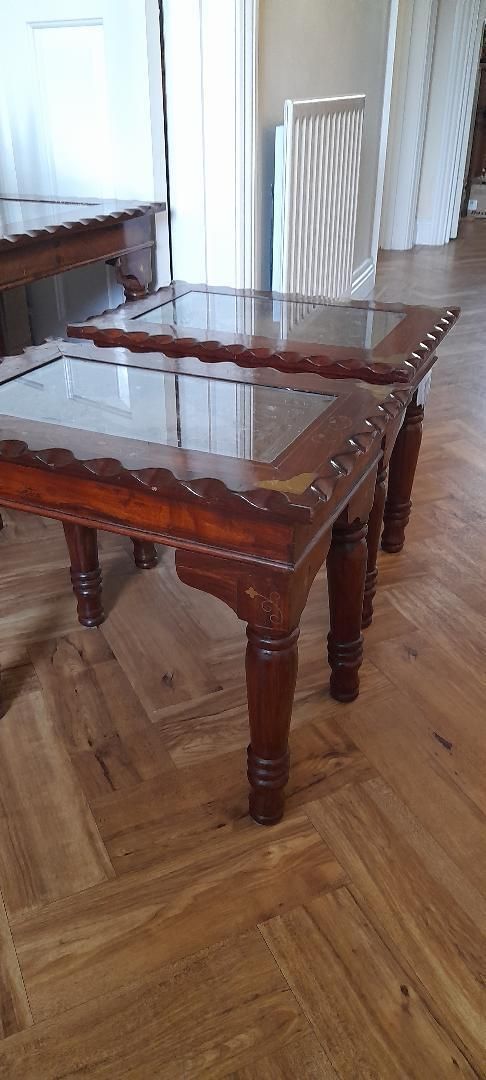 photo furniture Long John Coffee + 2 Side Tables Nest Carved Indian Inlaid Cherrywood Glass