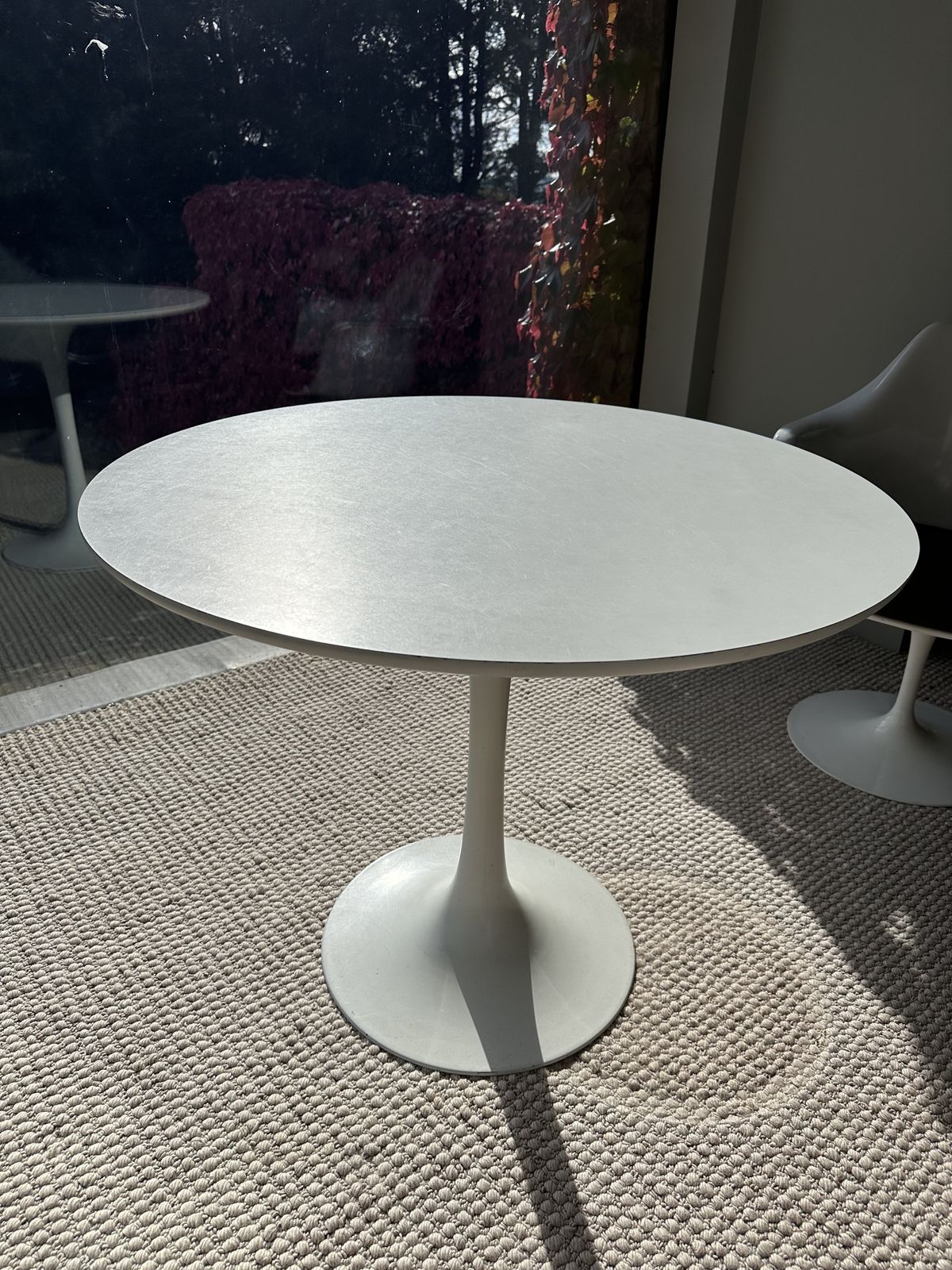 Maurice Burke Arkana Vintage White Tulip Dining Table photo Furniture