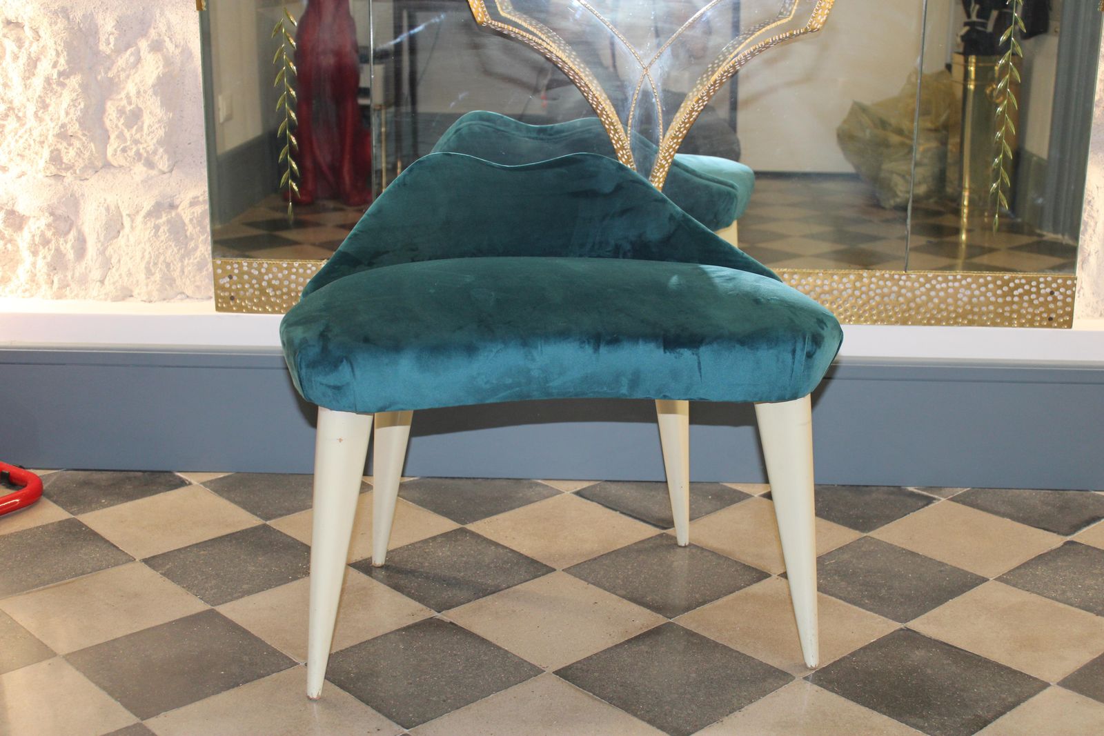 Vittorio Dassi 1950 Shaped Bench In Green Velvet And Gio Ponti Lacquered Feet photo for sale