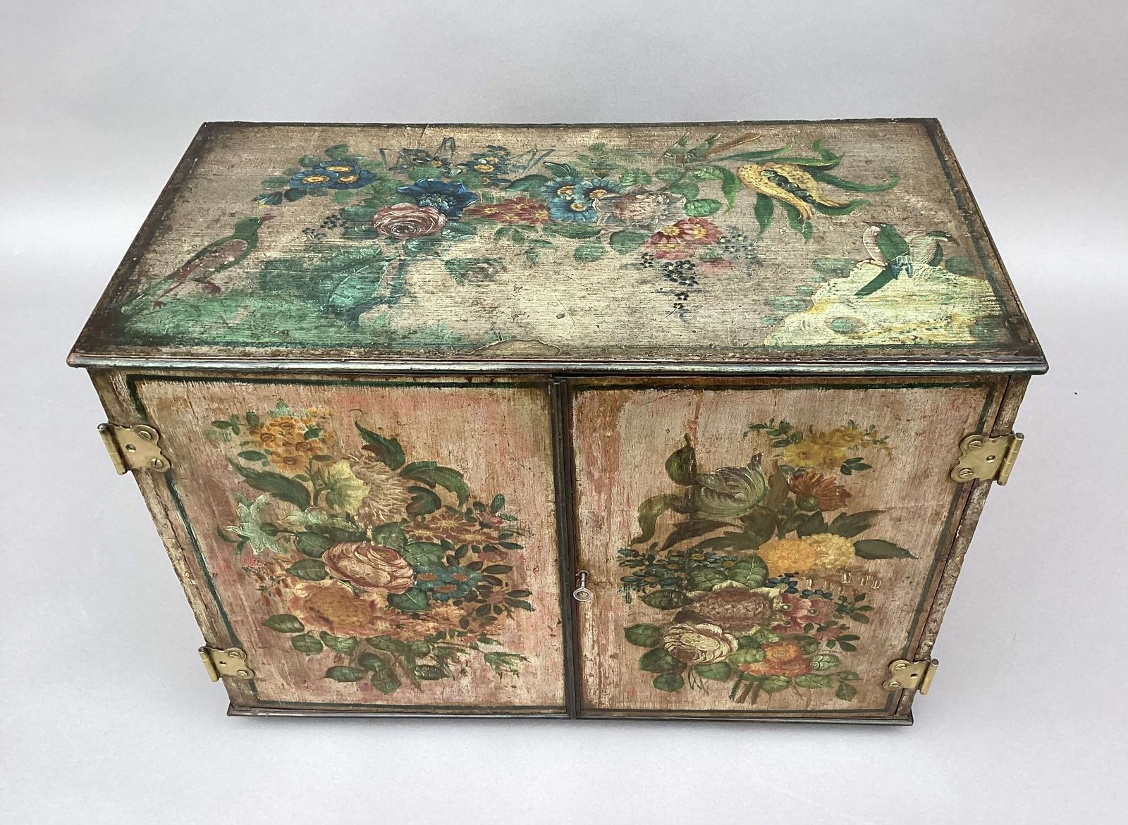 photo furniture Charming Late C18th Painted Cabinet On Stand Of Small Proportions