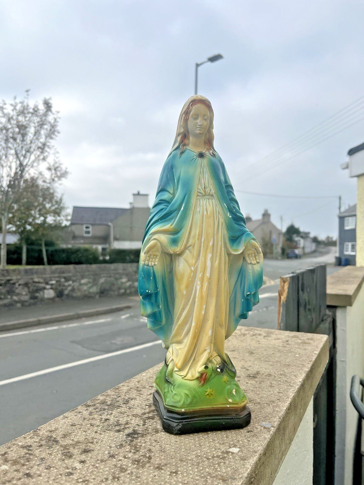 photo furniture Antique 13" Italian Plaster Chalkware Virgin Mary Figurine Religious Sculpture