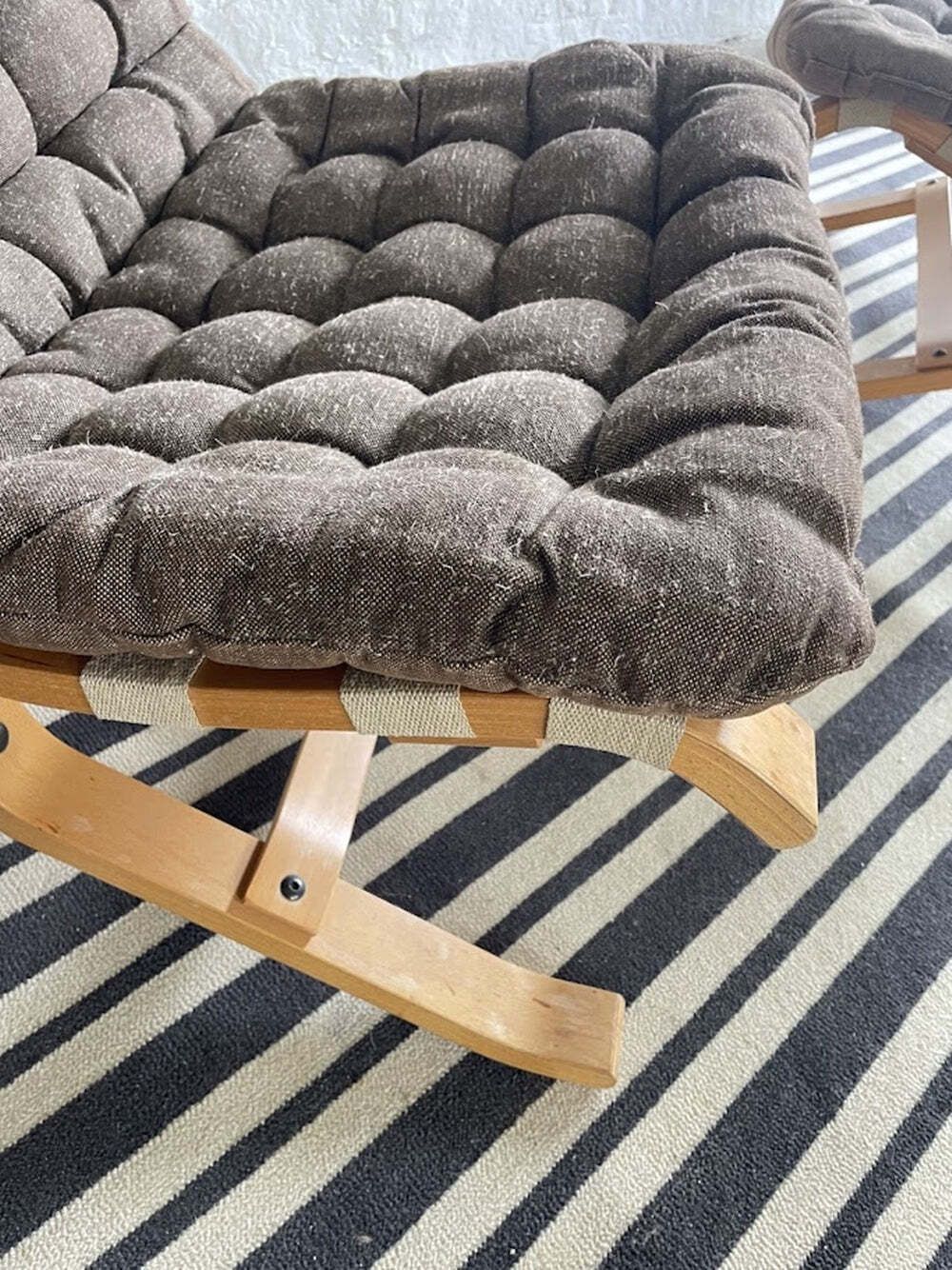 photo furniture Mid Century Siesta Lounge Chair Attributed To Ingmar Relling 1960s
