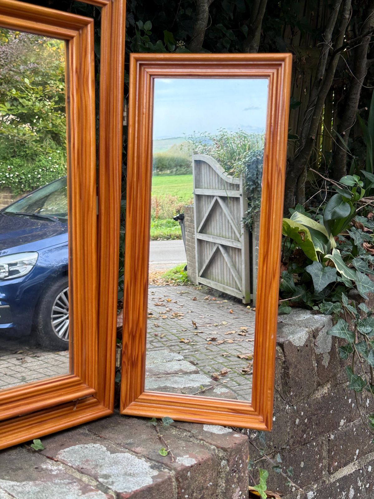photo furniture Vintage 1980s Pine Tri Fold Mirror – Retro Dressing Table Or Vanity Mirror / Warm Honey Wood Folding Mirror, Vintage Triple Mirror