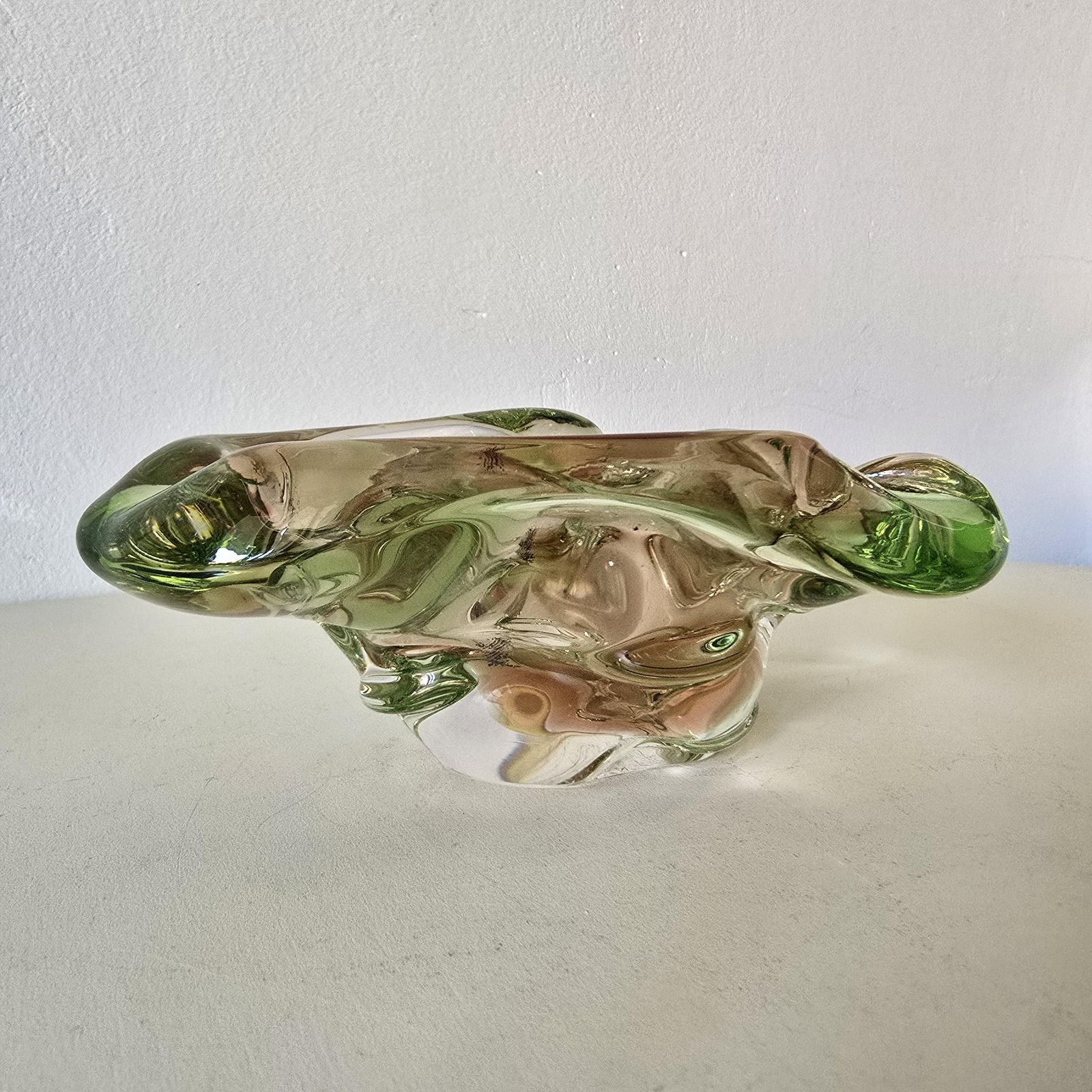 photo furniture Vintage Bohemian Glass Art Crystal Bowl Ashtray Hand Made Glass Czechoslovakia 80s