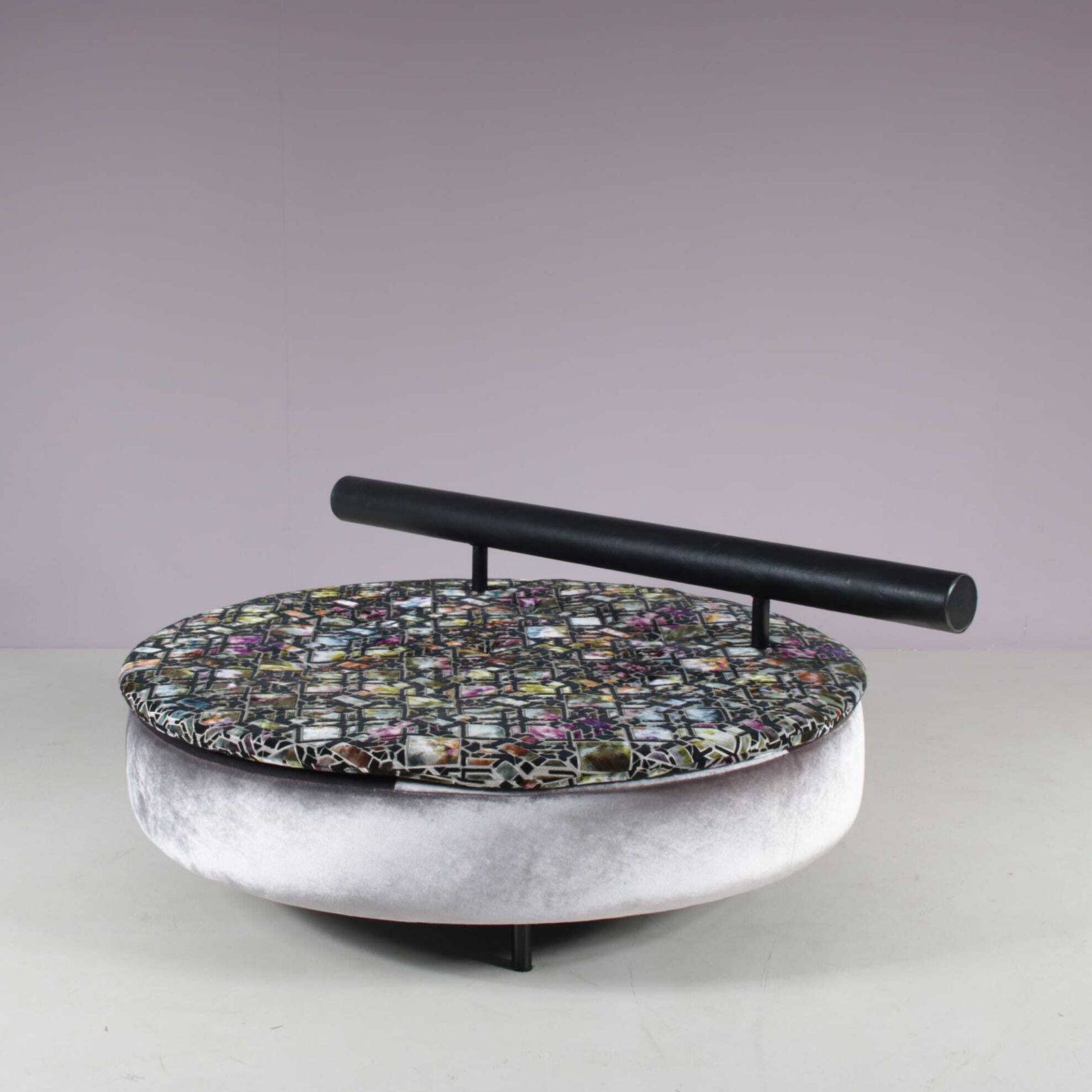 1980s Round Loveseat In Antionio Citterio Style From Italy photo 1276.0