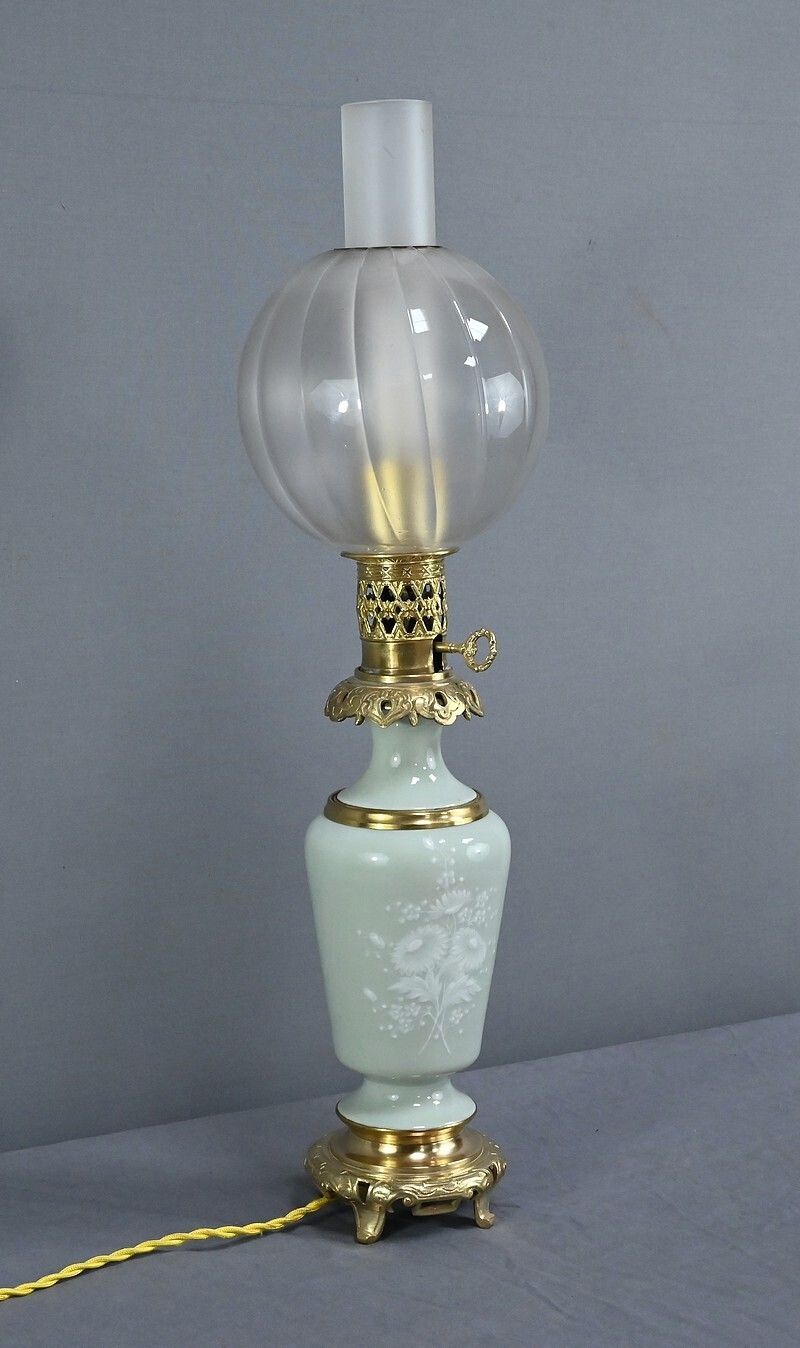 Electrified Celadon Oil Lamp, Napoleon III Period – Part 2 Of The 19th Century photo Lighting