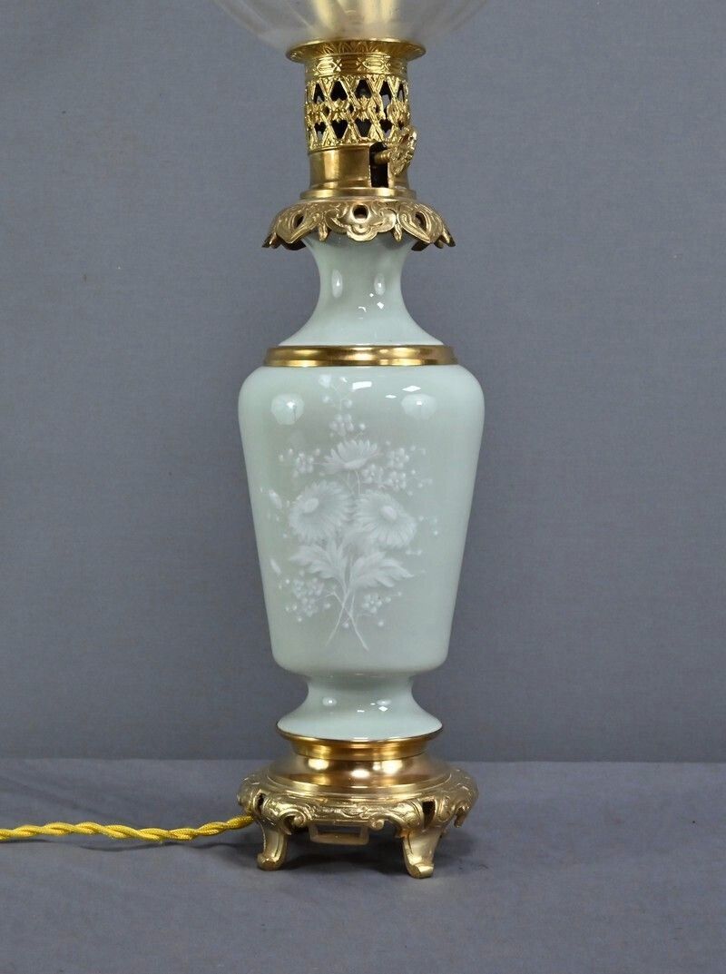 Electrified Celadon Oil Lamp, Napoleon III Period – Part 2 Of The 19th Century photo vintage