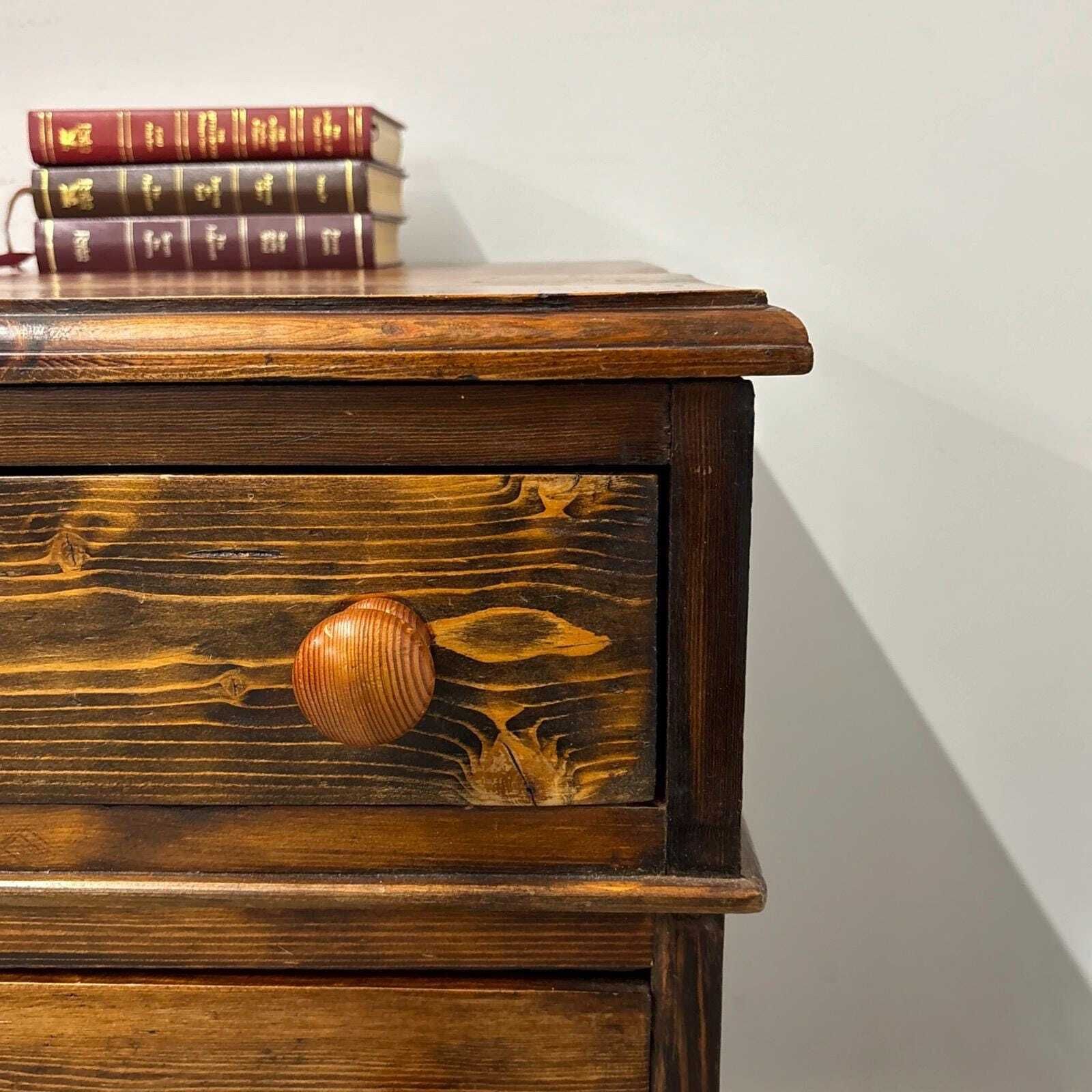 photo vintage Vintage Wood Pedestal Desk – Traditional Writing Table With Drawers, Classic Home Office Furniture, Rustic Farmhouse Style Desk