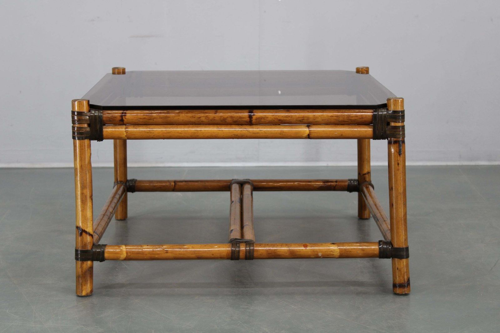 photo vinterior Vintage Bamboo Coffee Table With Smoked Glass Top