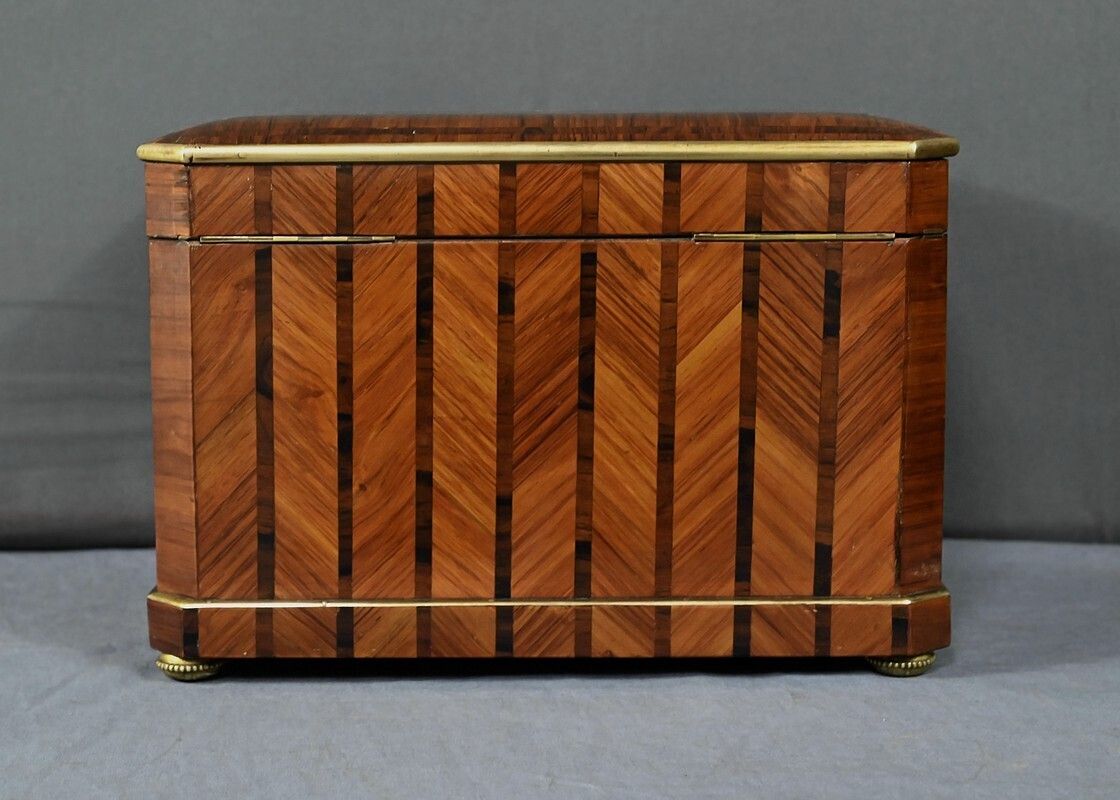 Marquetry Cigar Humidor, Napoleon III Period – Mid 19th Century photo vintage