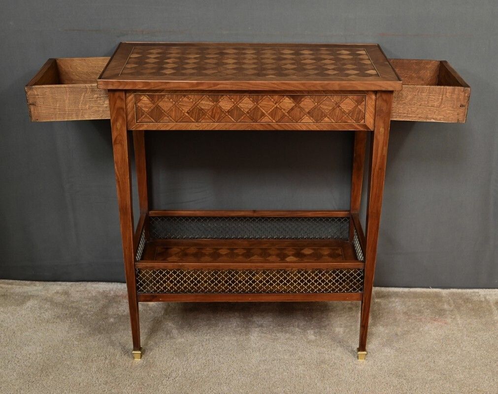 photo furniture Louis XVI Style Mahogany Marquetry Coffee Table – 1920