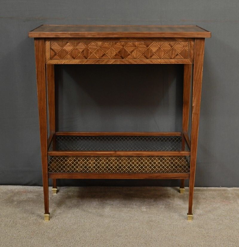 photo vinterior Louis XVI Style Mahogany Marquetry Coffee Table – 1920